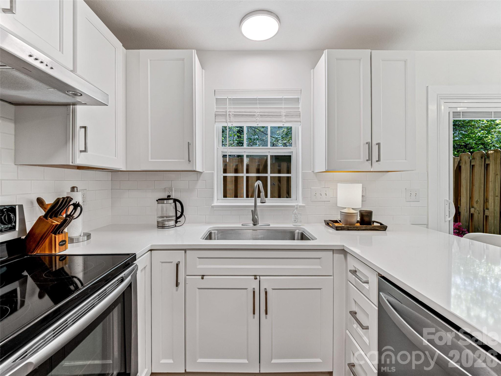 155 Wiltshire Circle - Photo 13