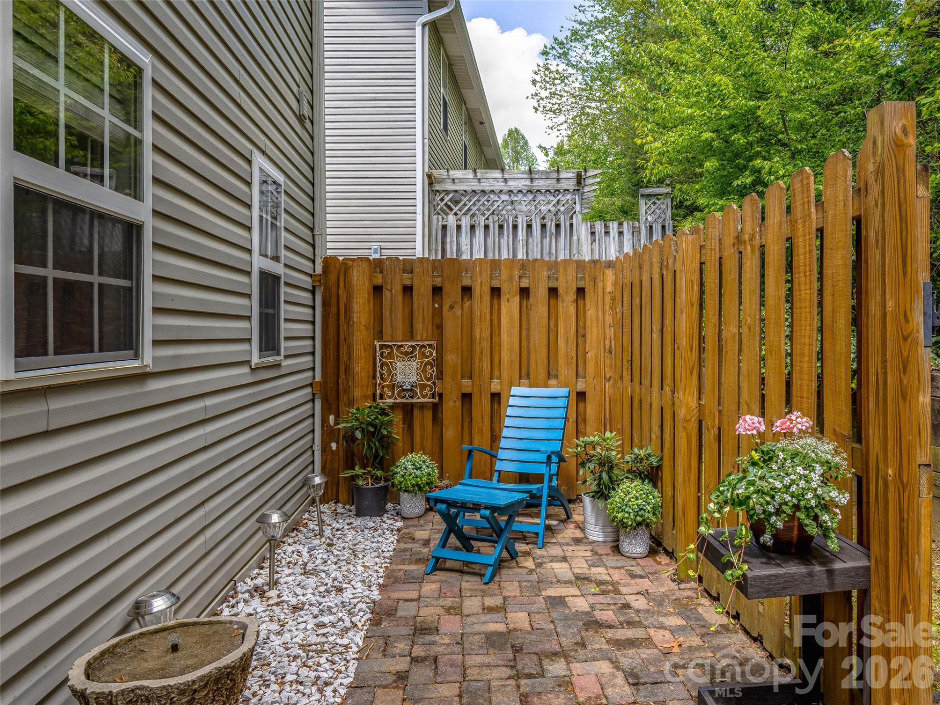 155 Wiltshire Circle - Photo 33