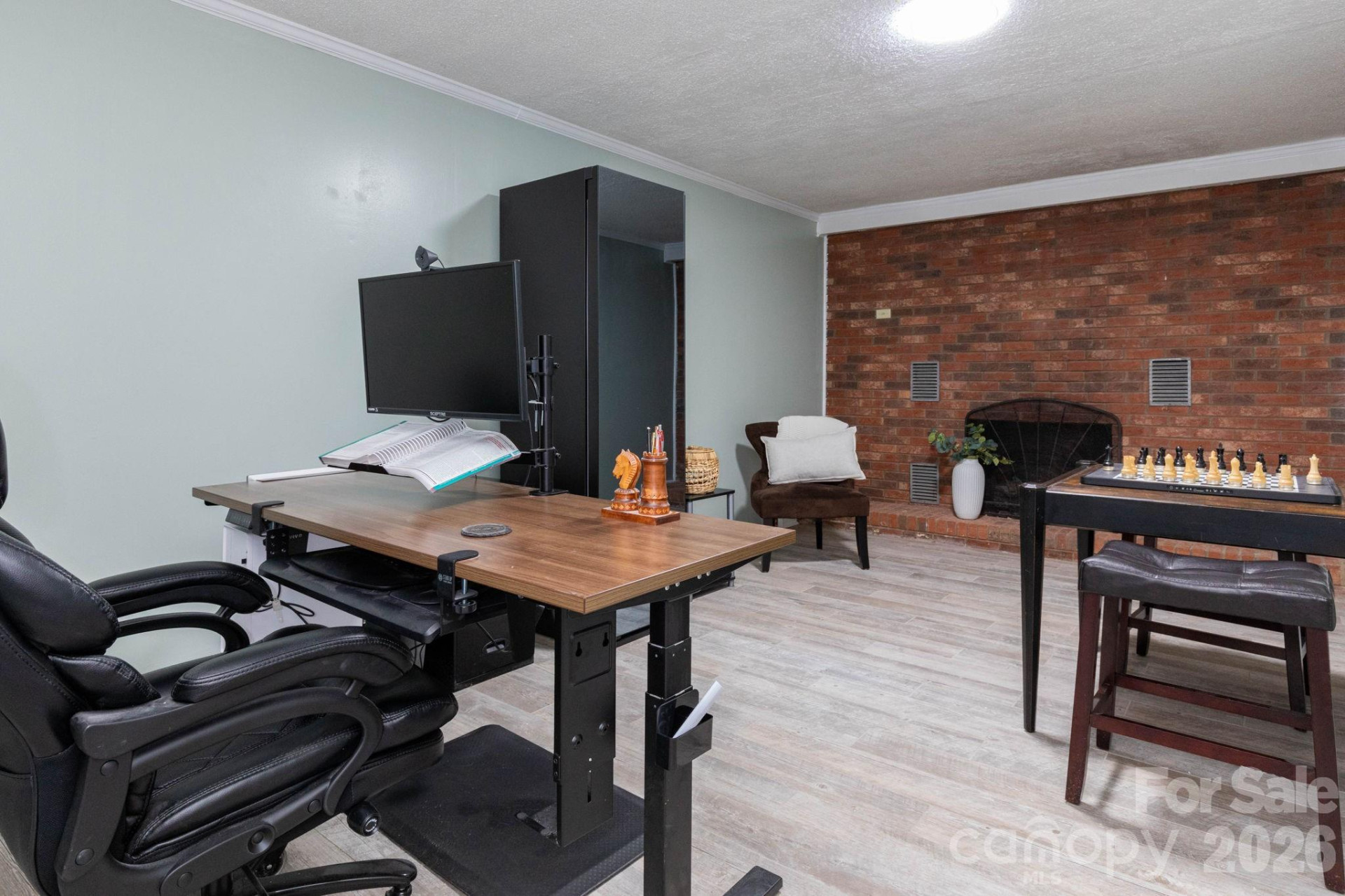 143 Devonwood Drive - Photo 14