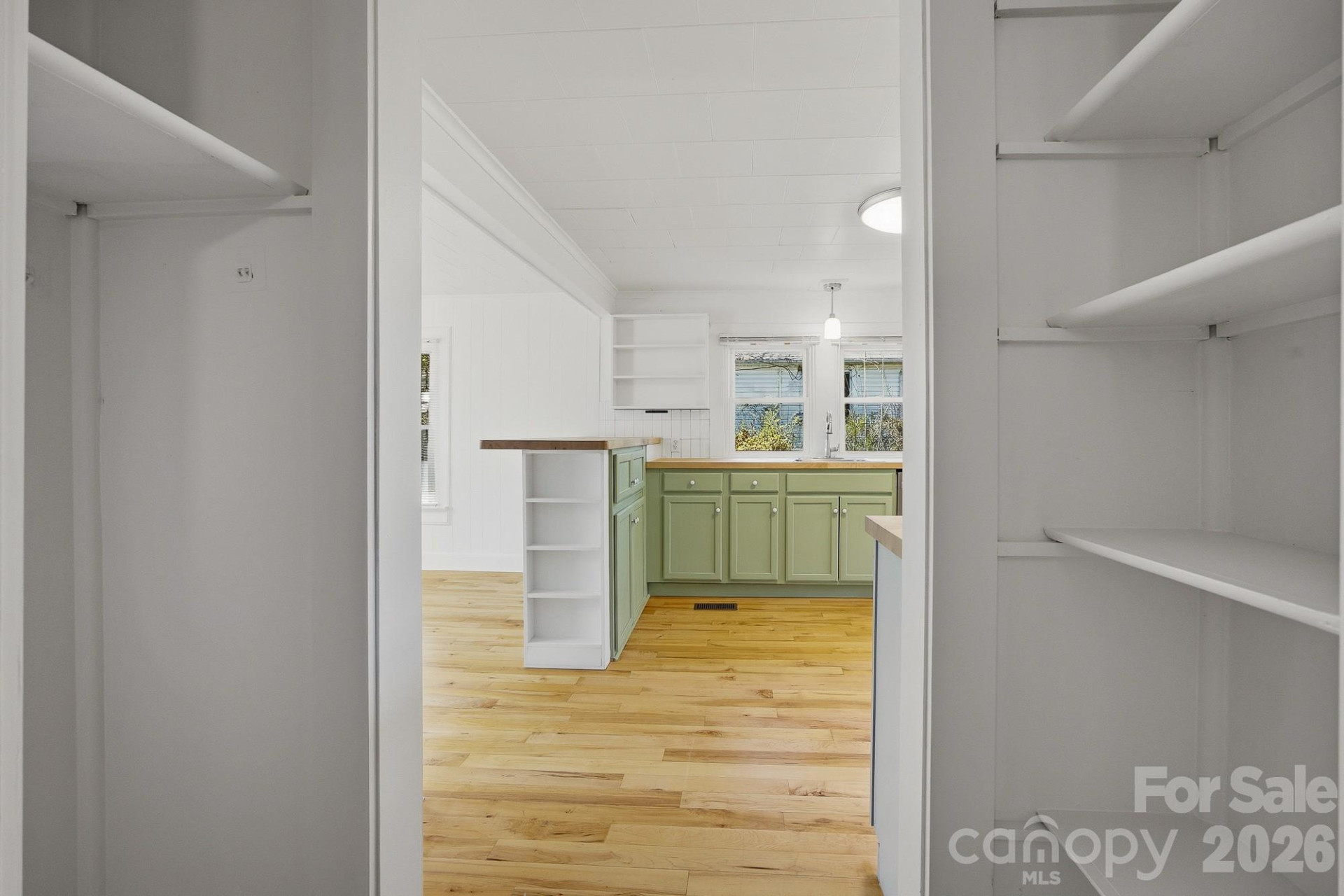 105 Moses Street - Photo 12