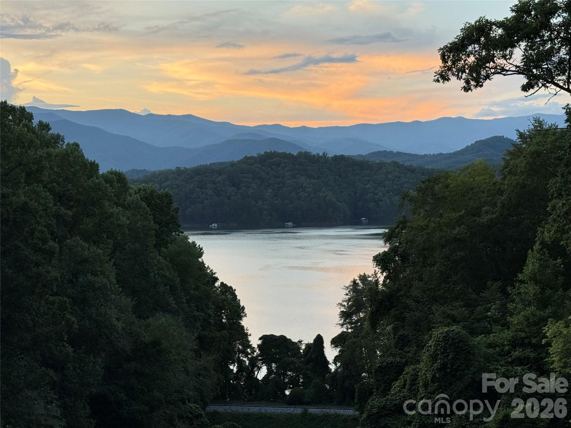 414 Trails End - Photo 2