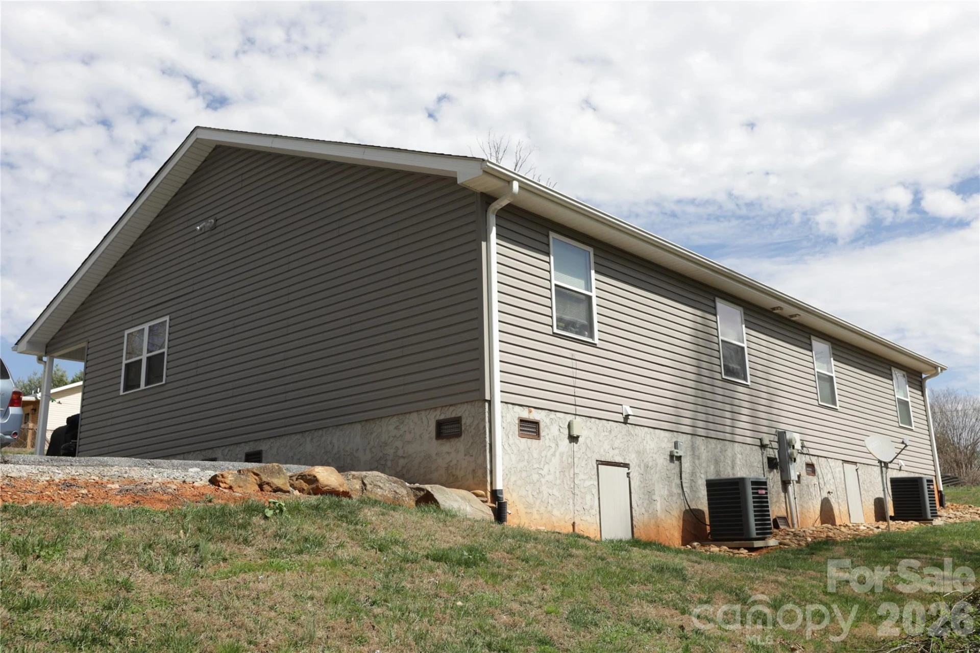 1302 Stanwood Lane - Photo 3