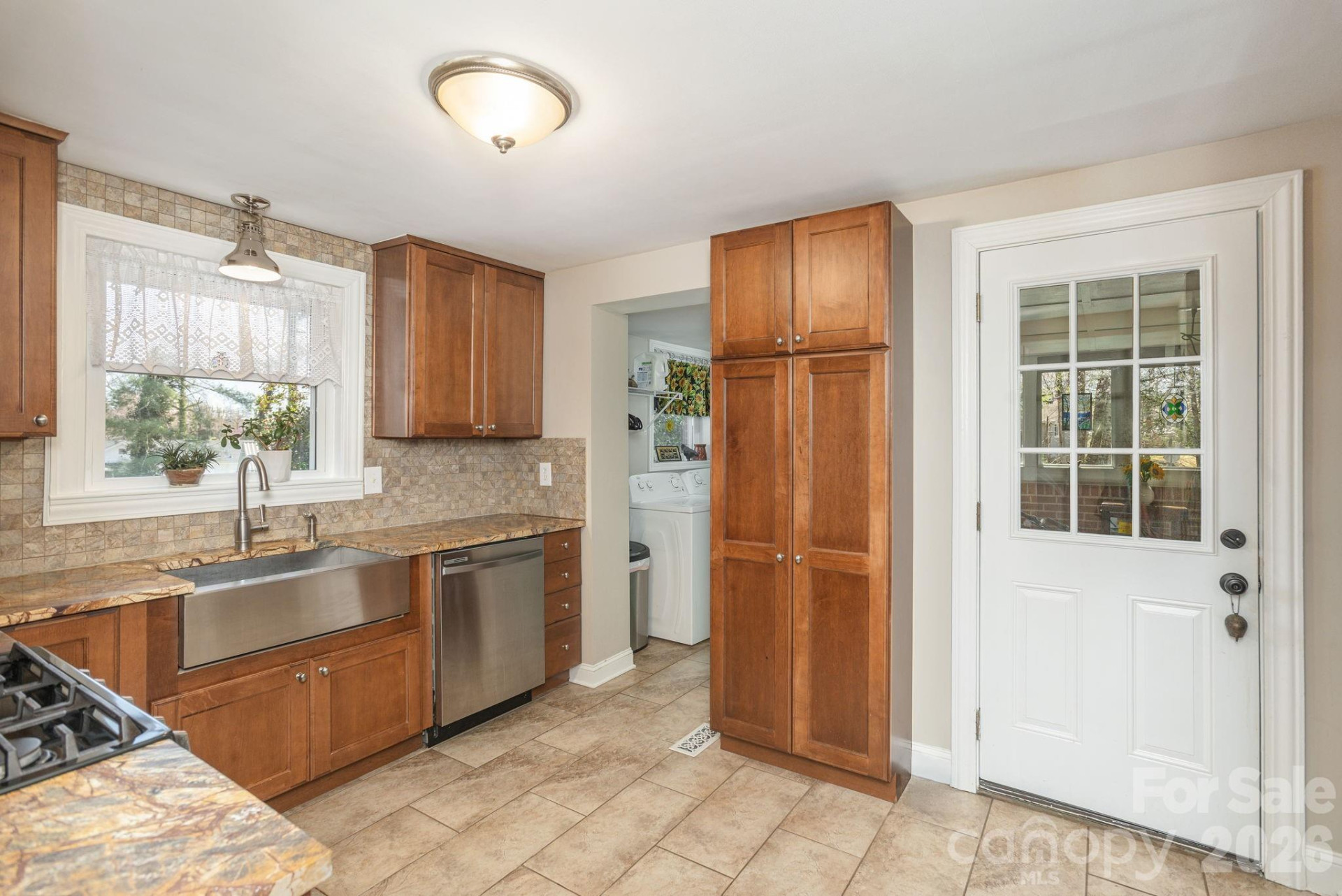 306 Taylor Street - Photo 12