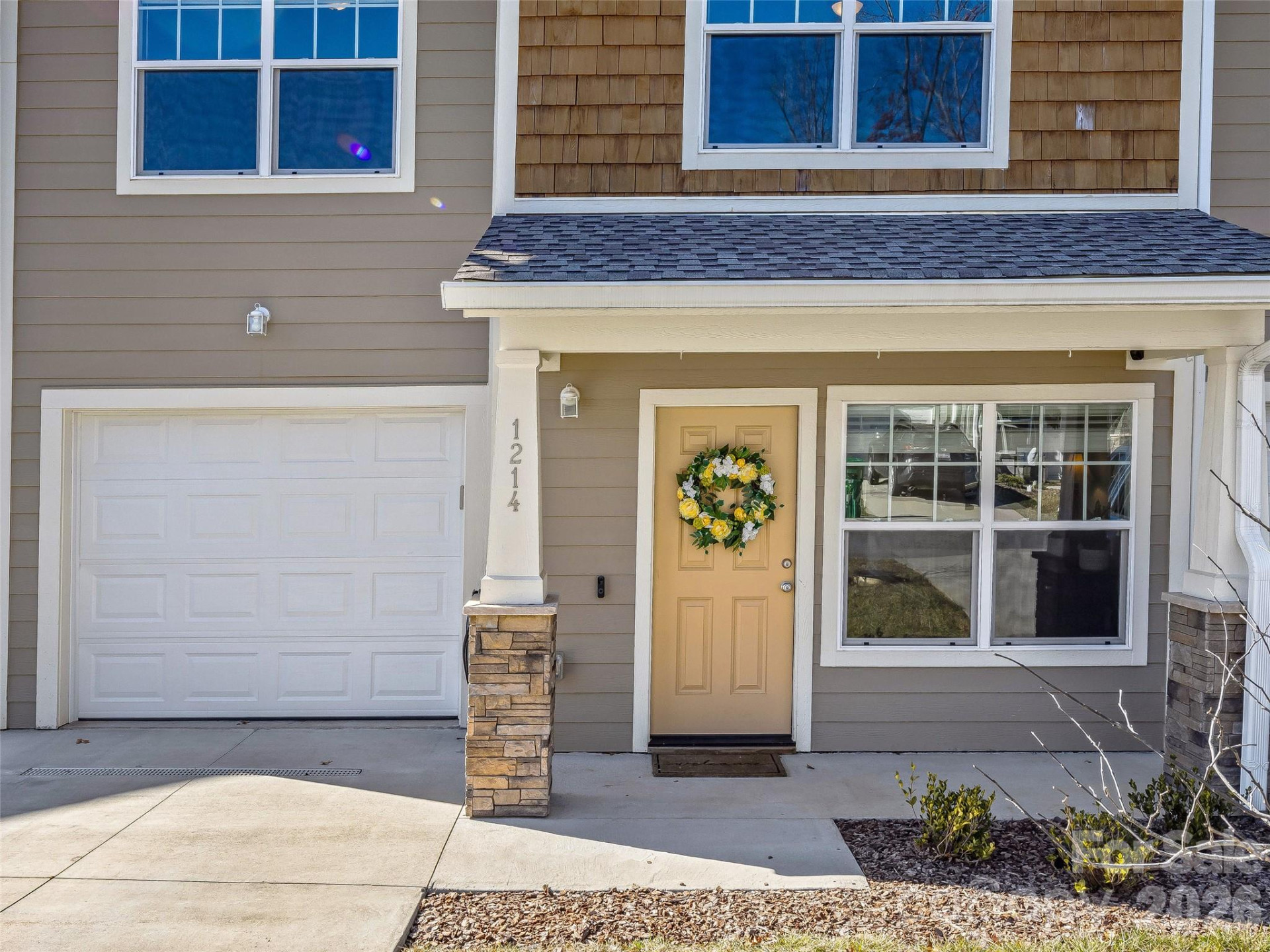 1214 Pauline Trail Drive - Photo 2