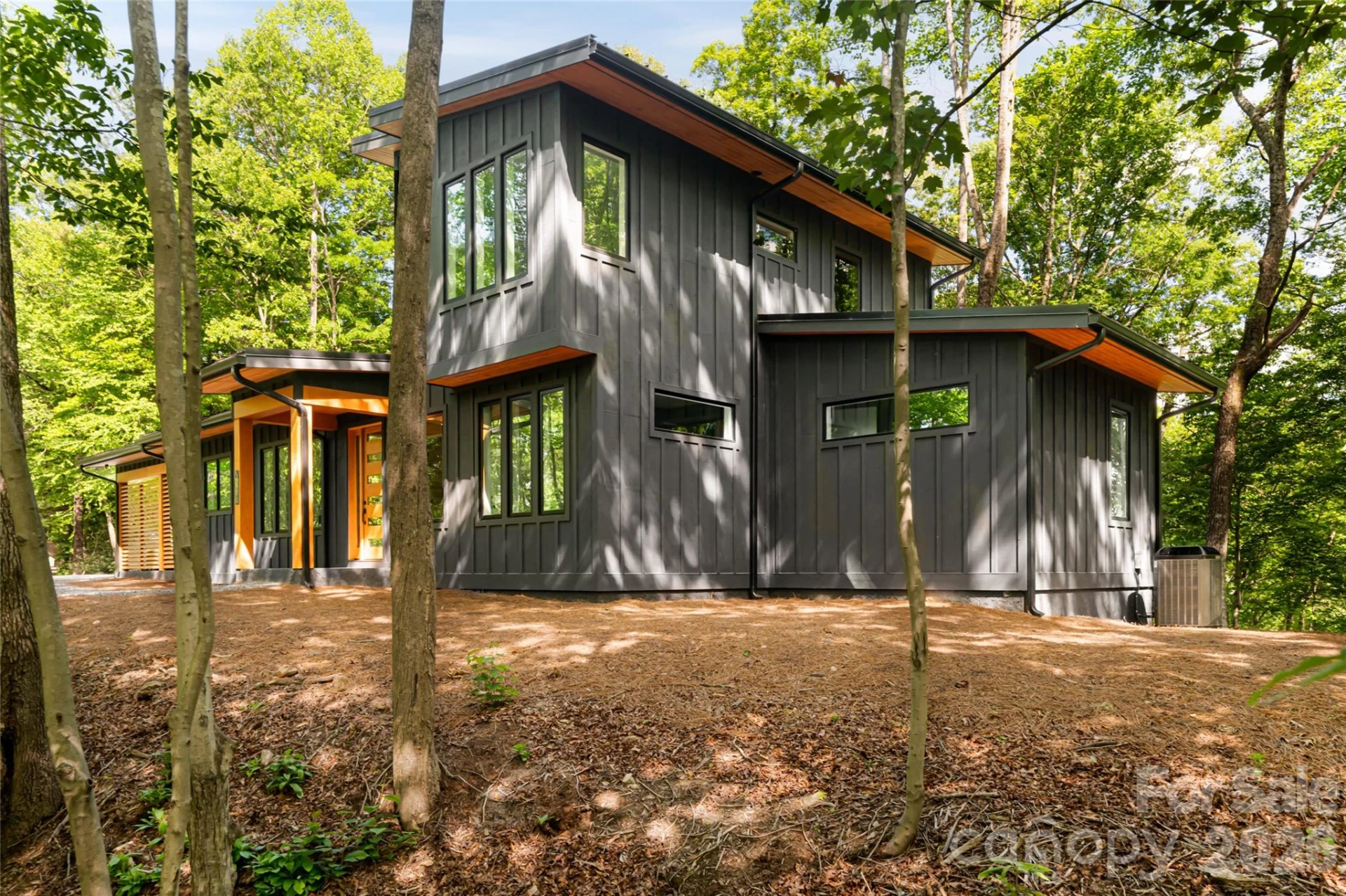 558 Poplar Crest Drive - Photo 2