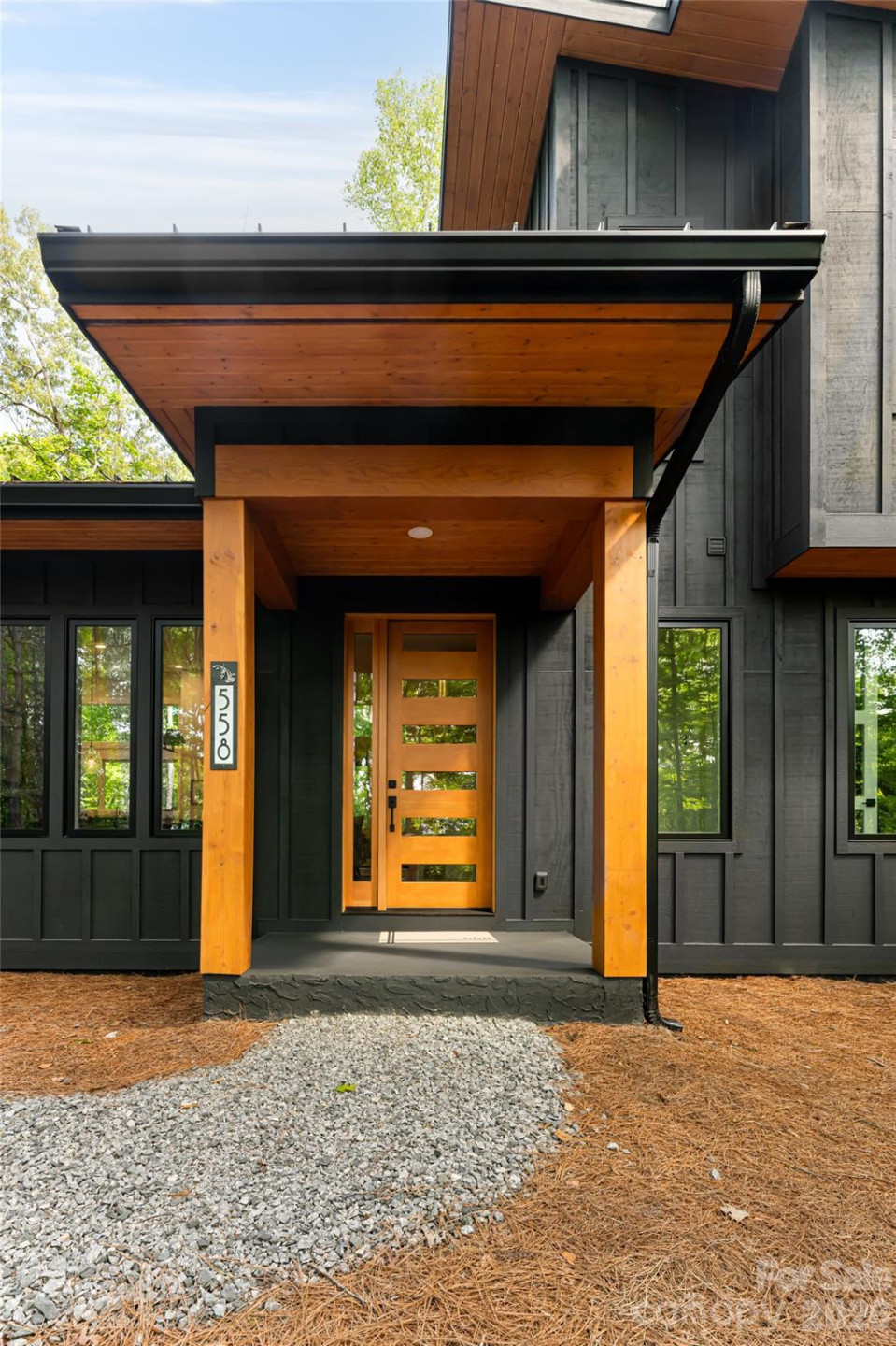 558 Poplar Crest Drive - Photo 3