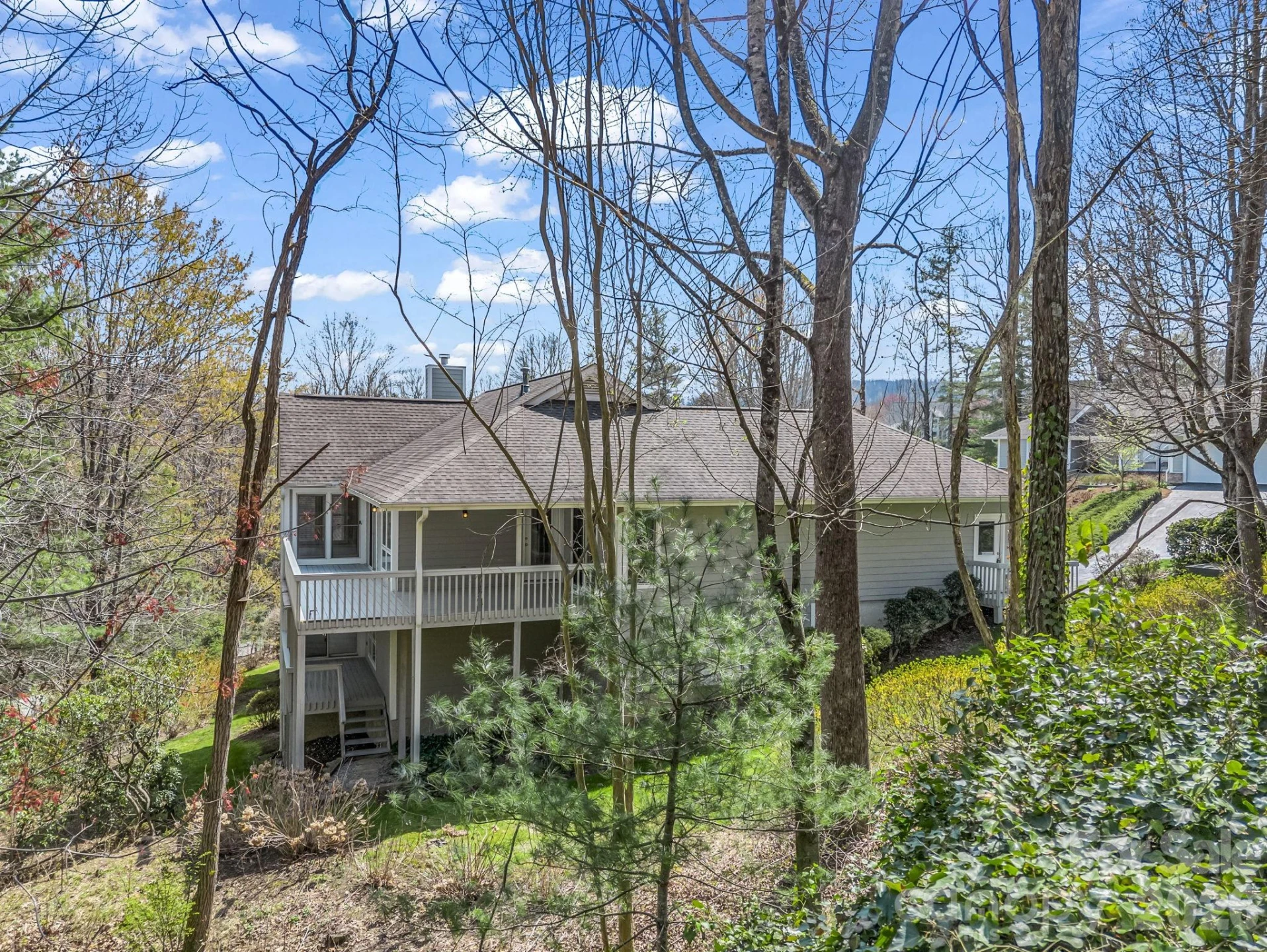 111 Broadmoor Drive - Photo 3