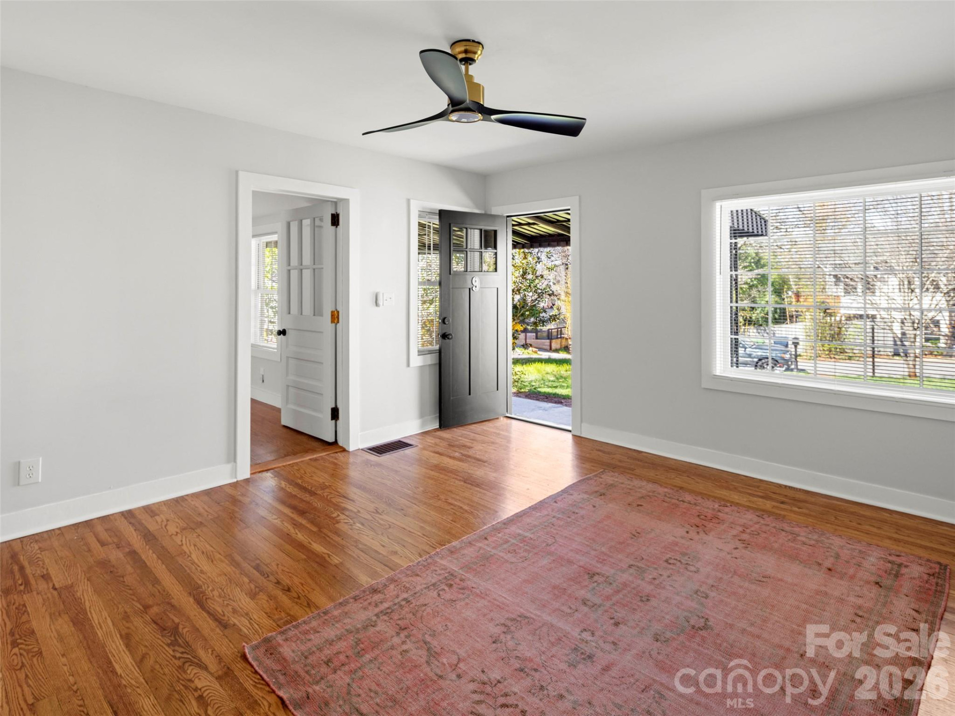 9 Woodward Avenue - Photo 3