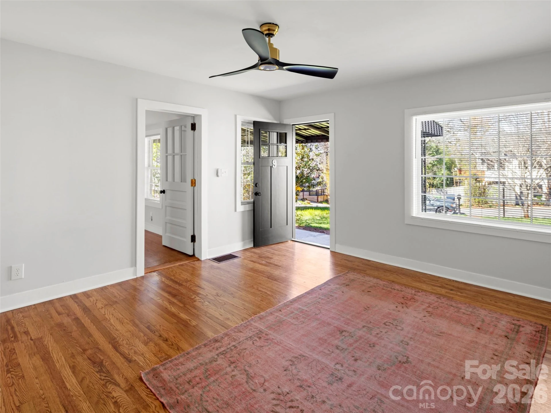 9 Woodward Avenue - Photo 3