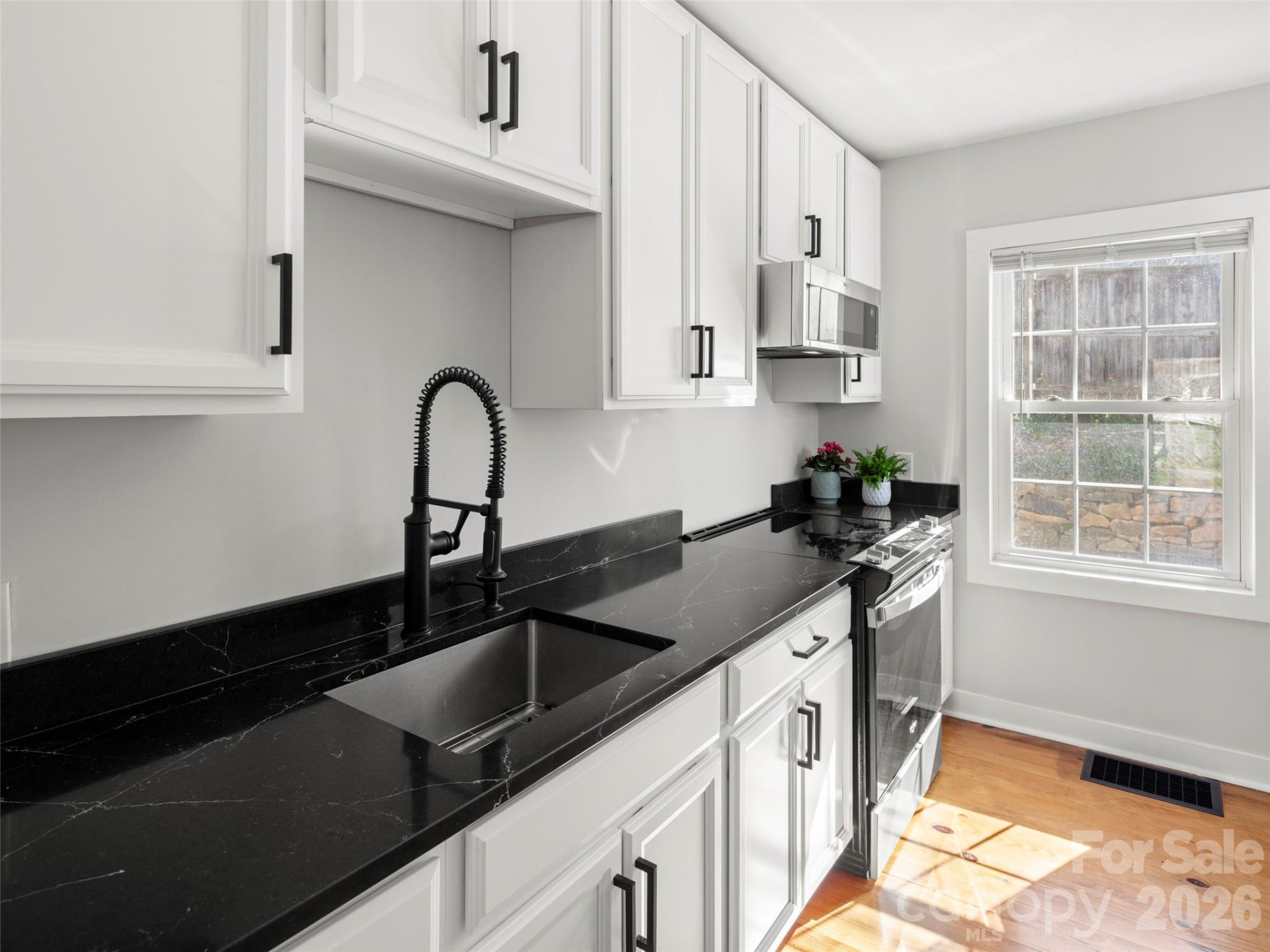 9 Woodward Avenue - Photo 8