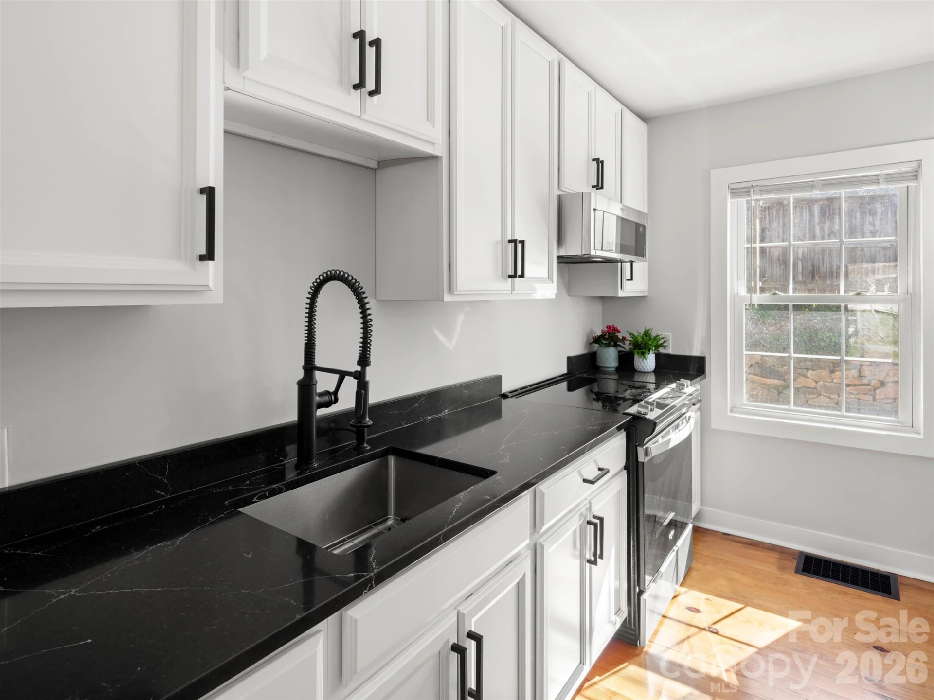 9 Woodward Avenue - Photo 8