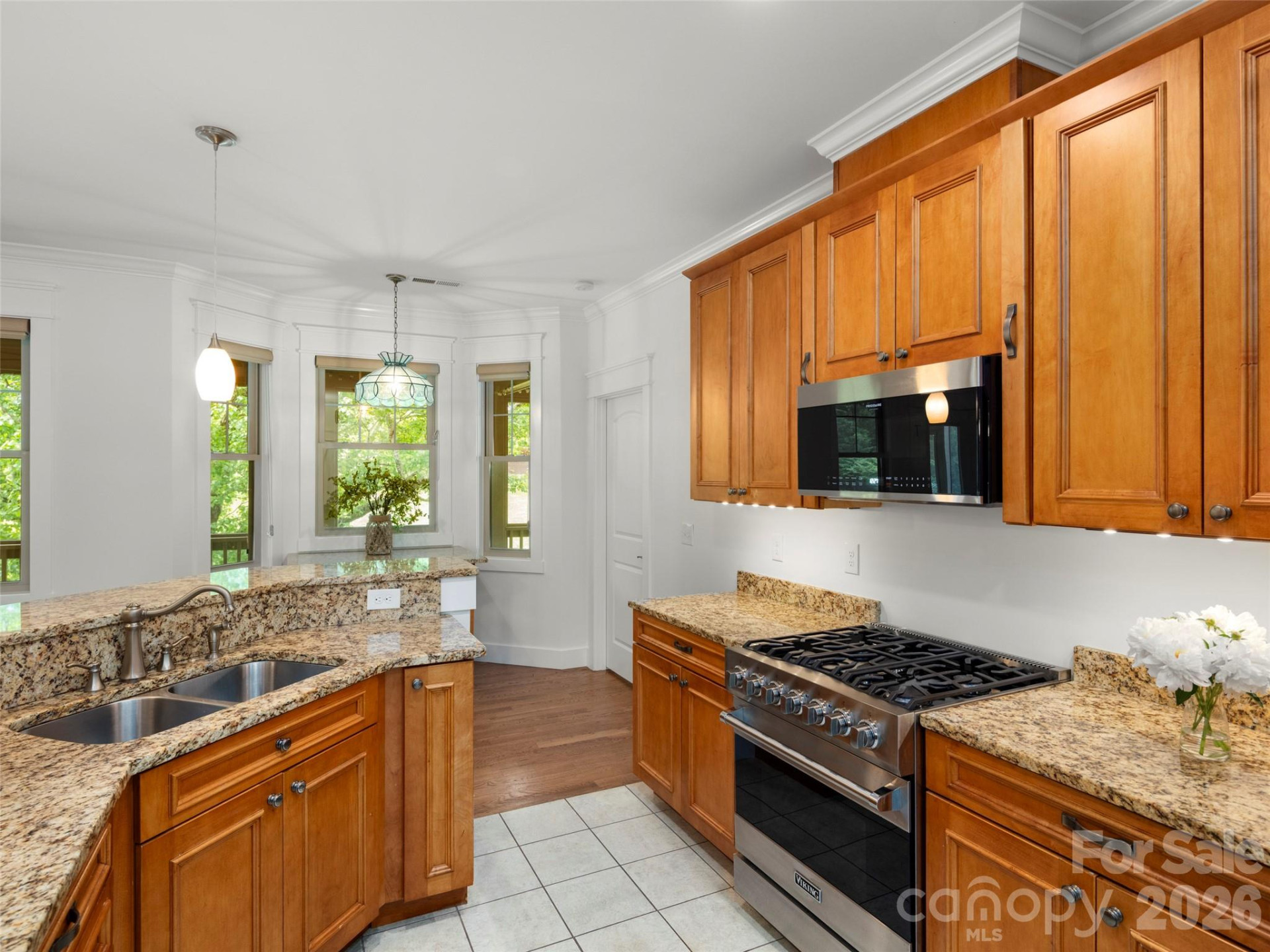 100 Klein Street - Photo 12