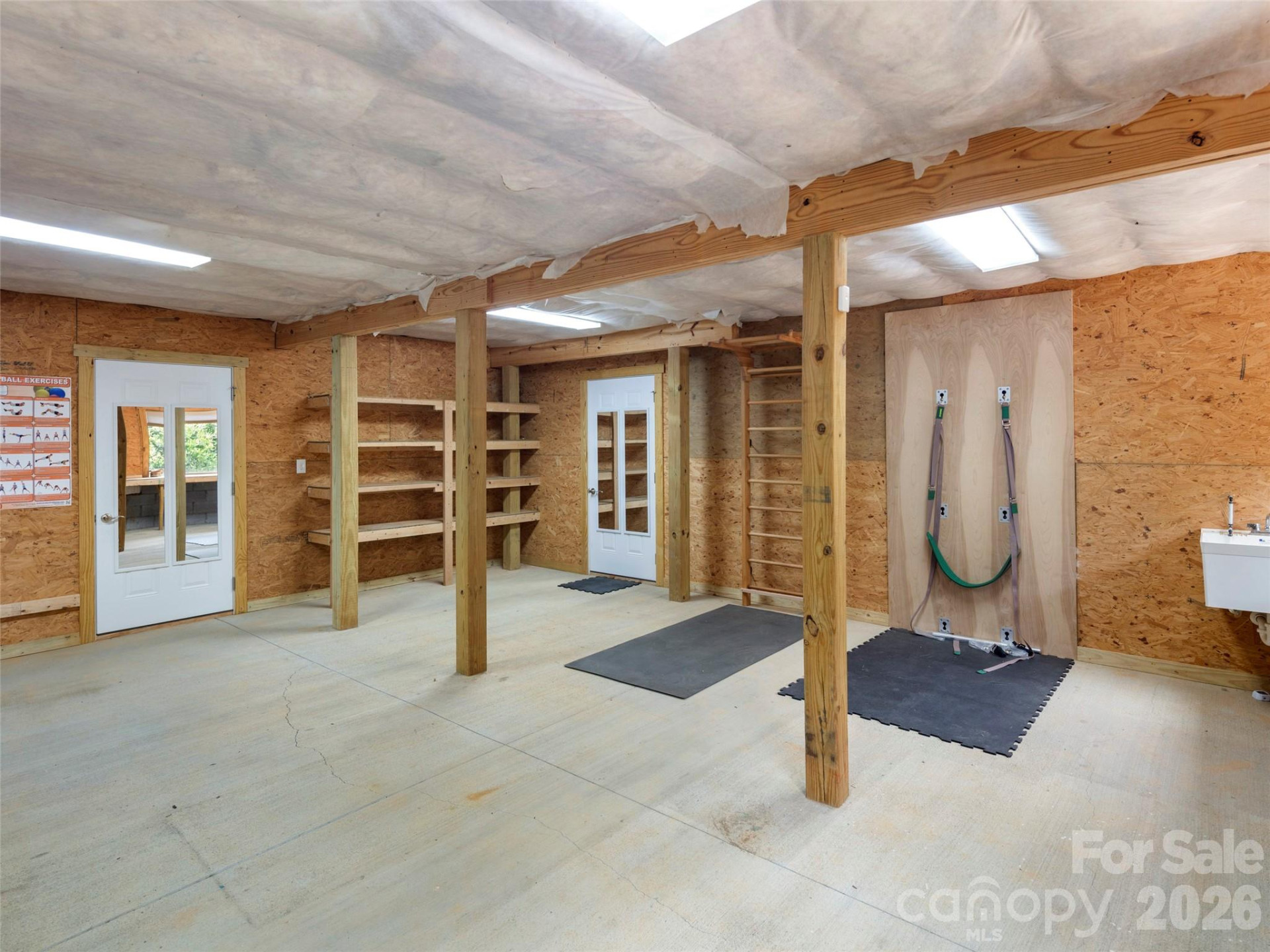 100 Klein Street - Photo 27