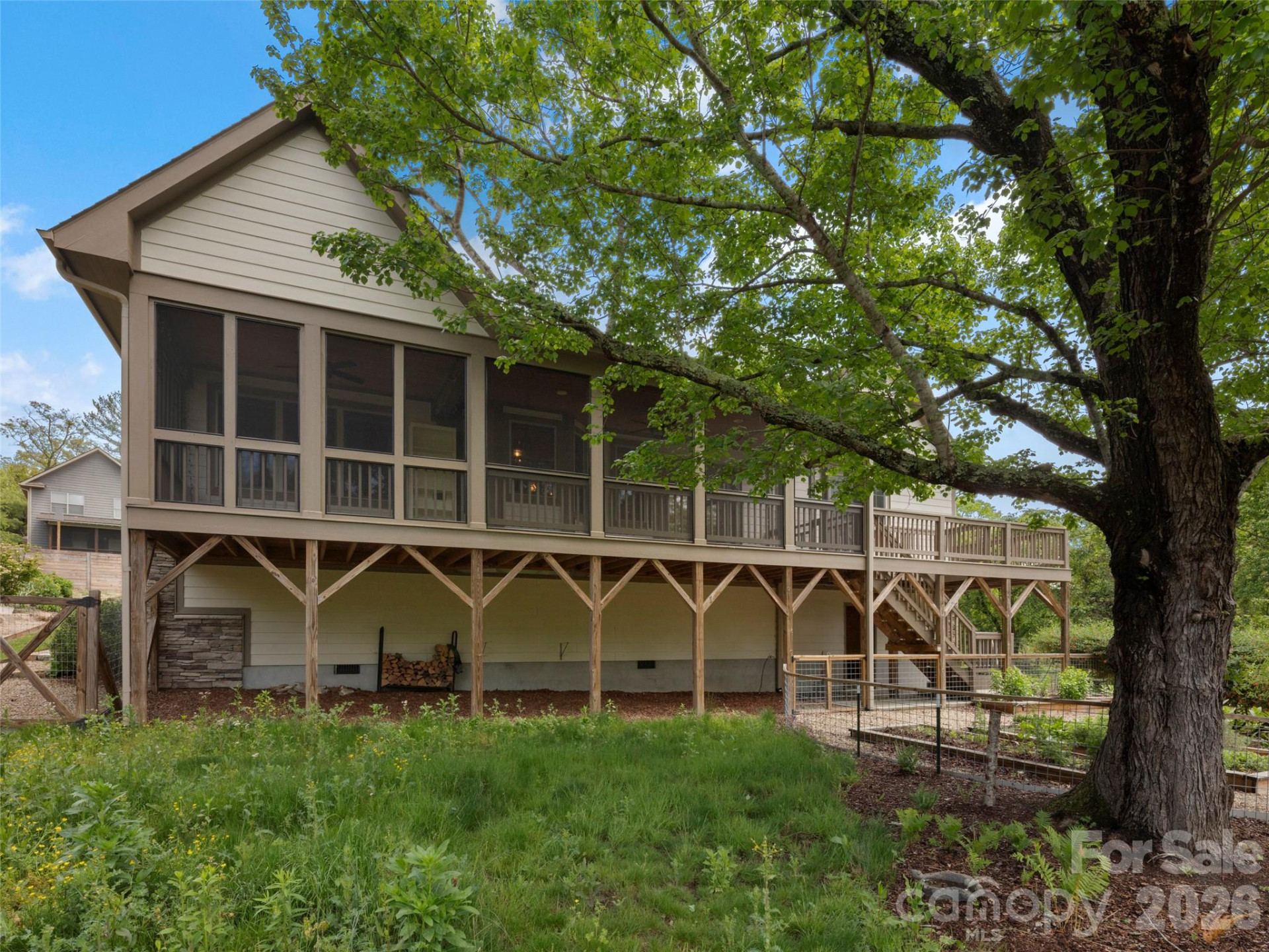 100 Klein Street - Photo 32