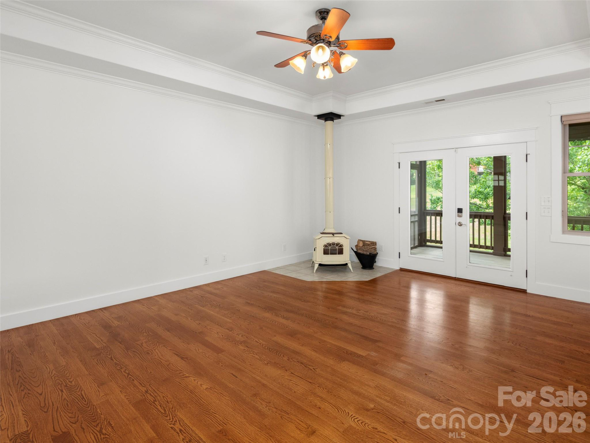 100 Klein Street - Photo 6