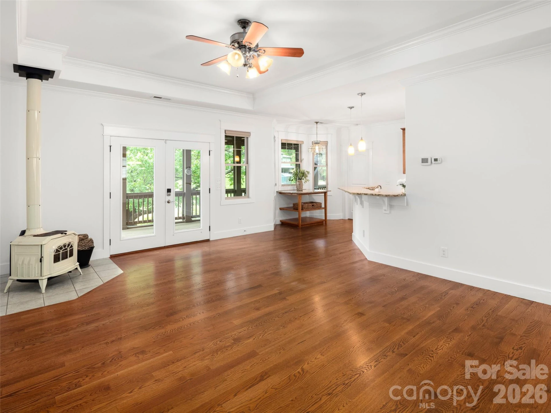 100 Klein Street - Photo 8