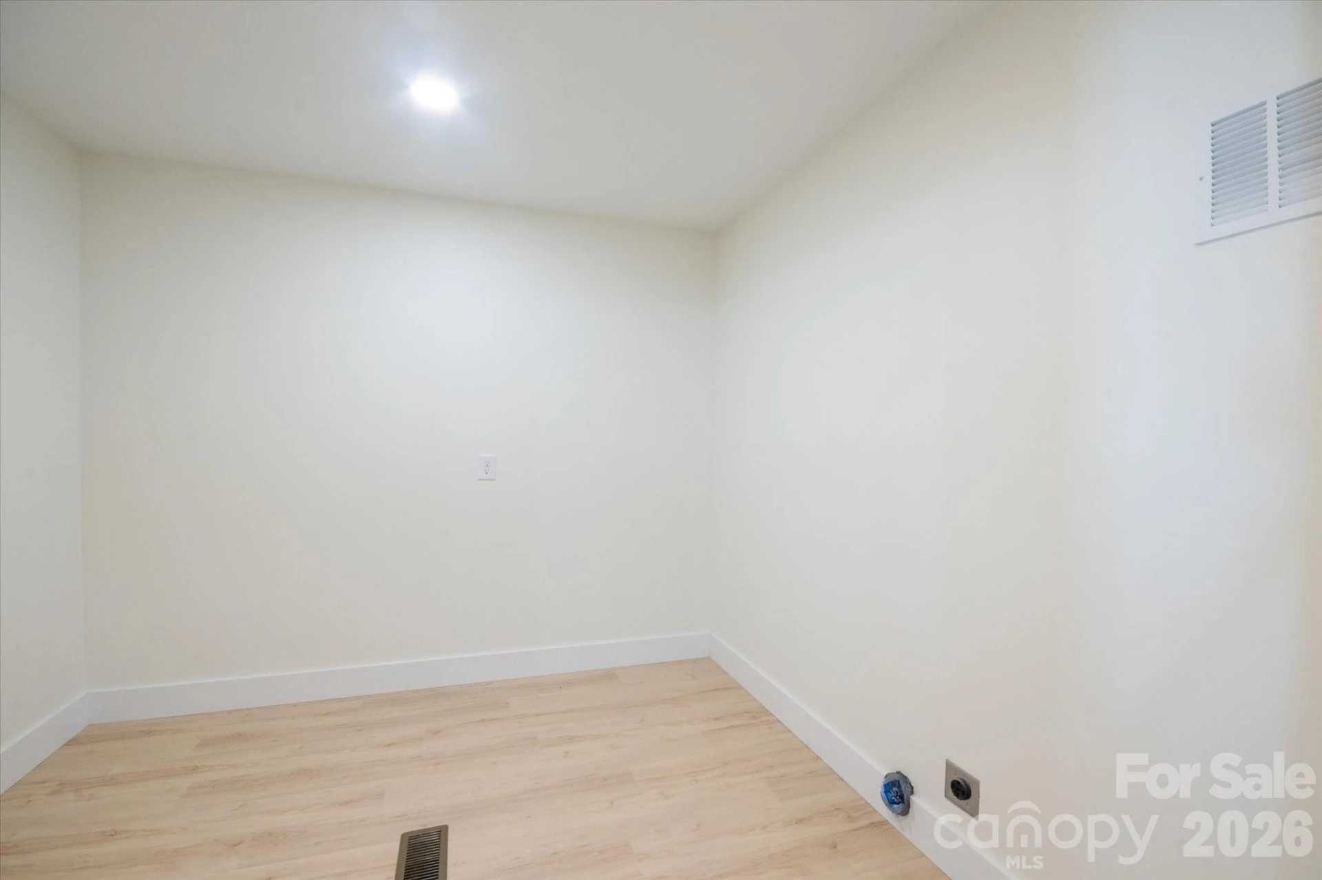 5588 Sugar Hill Road - Photo 15