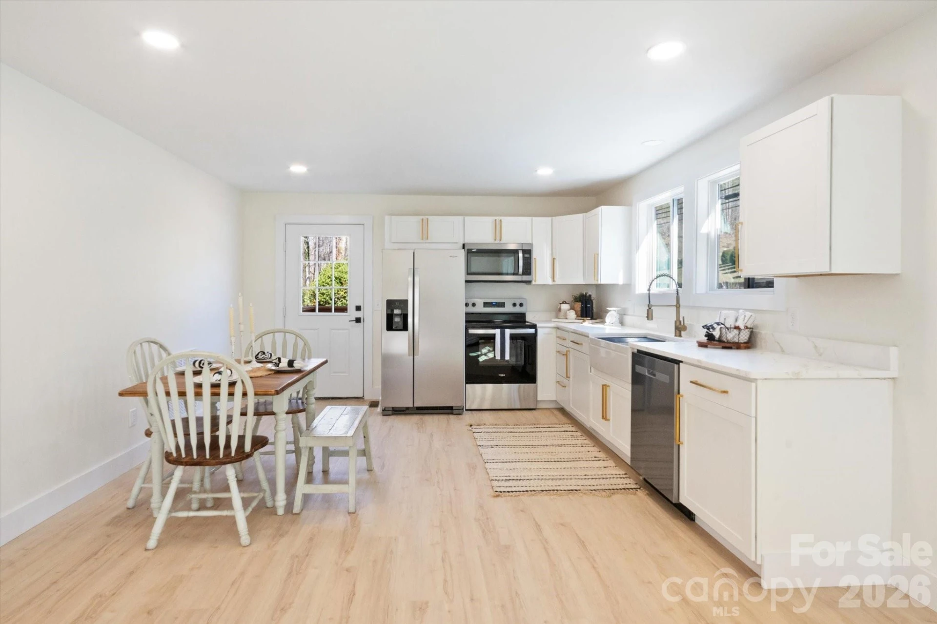 5588 Sugar Hill Road - Photo 4