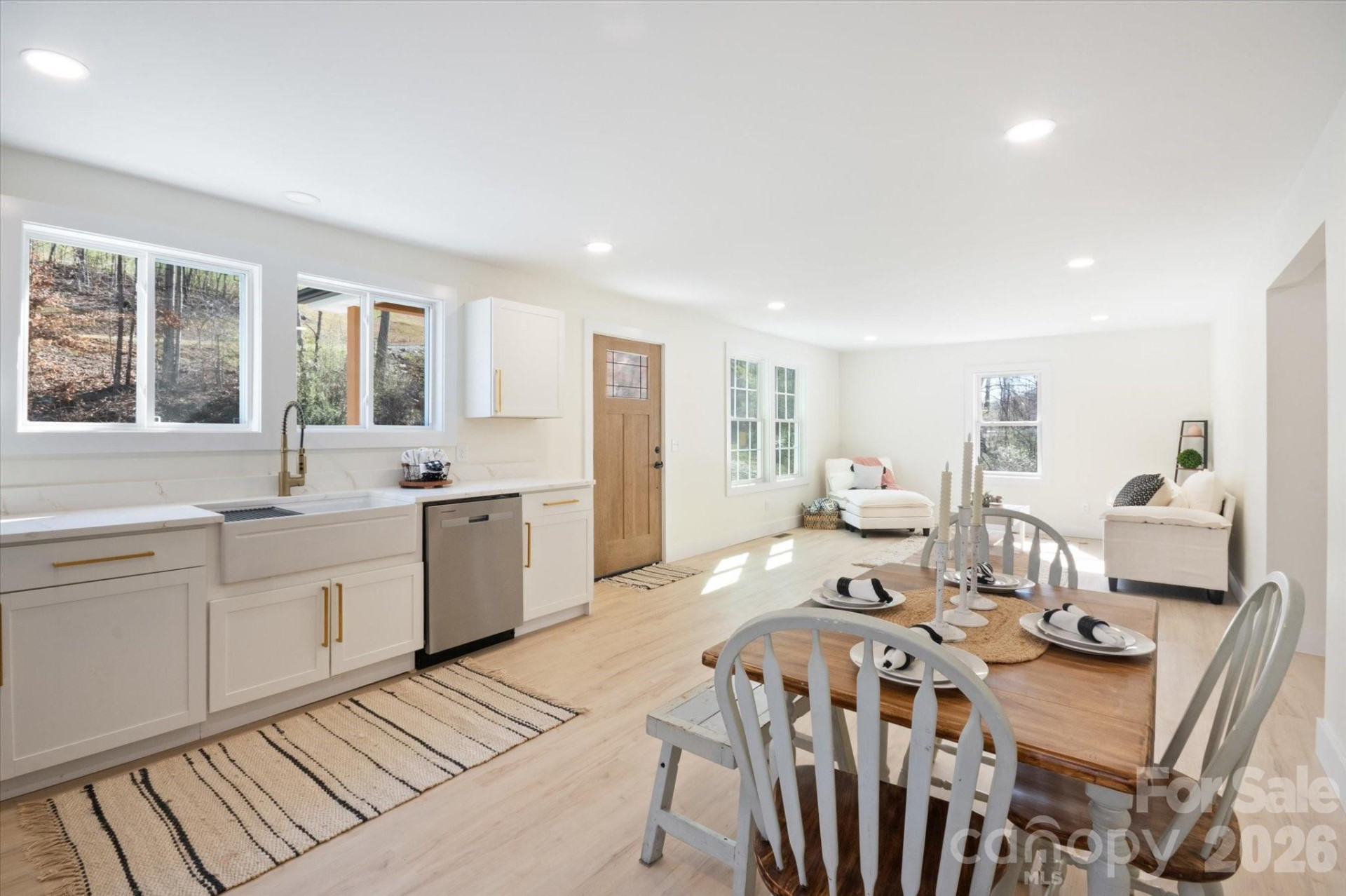 5588 Sugar Hill Road - Photo 5