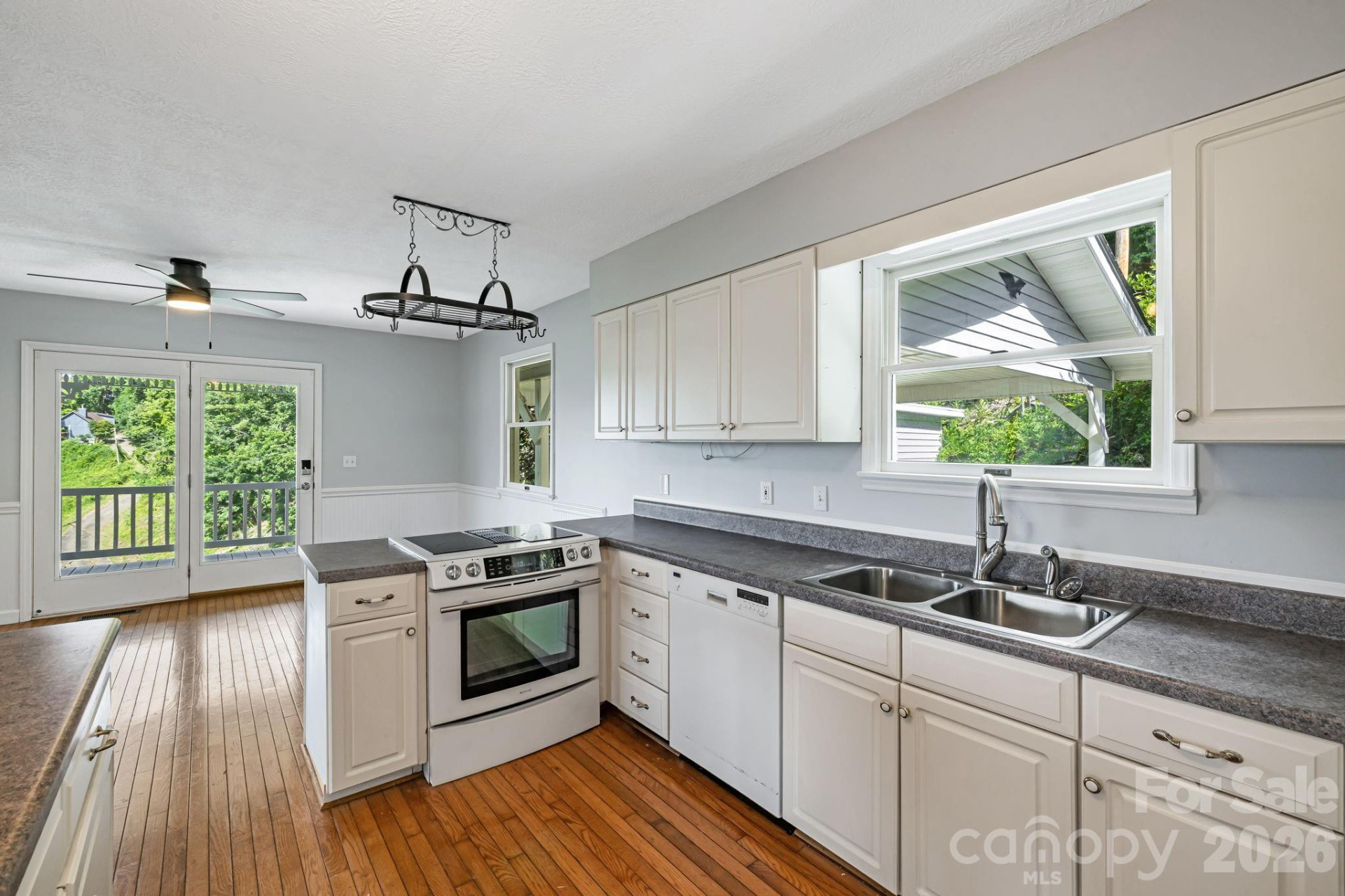 95 Friendship Road - Photo 10