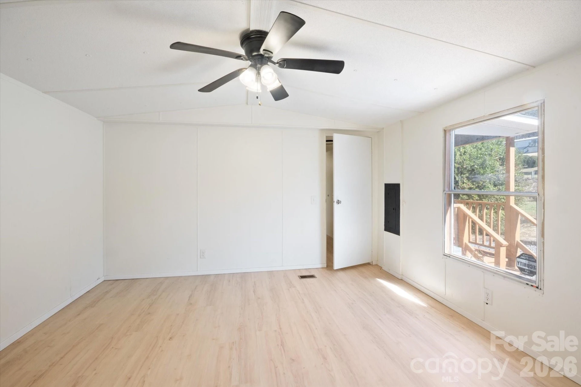 5580 Sugar Hill Road - Photo 17