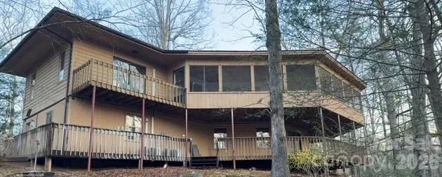 388 Island Creek Road