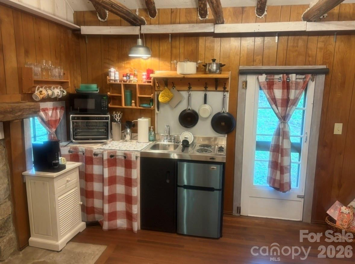 30 Grove Park - Photo 8