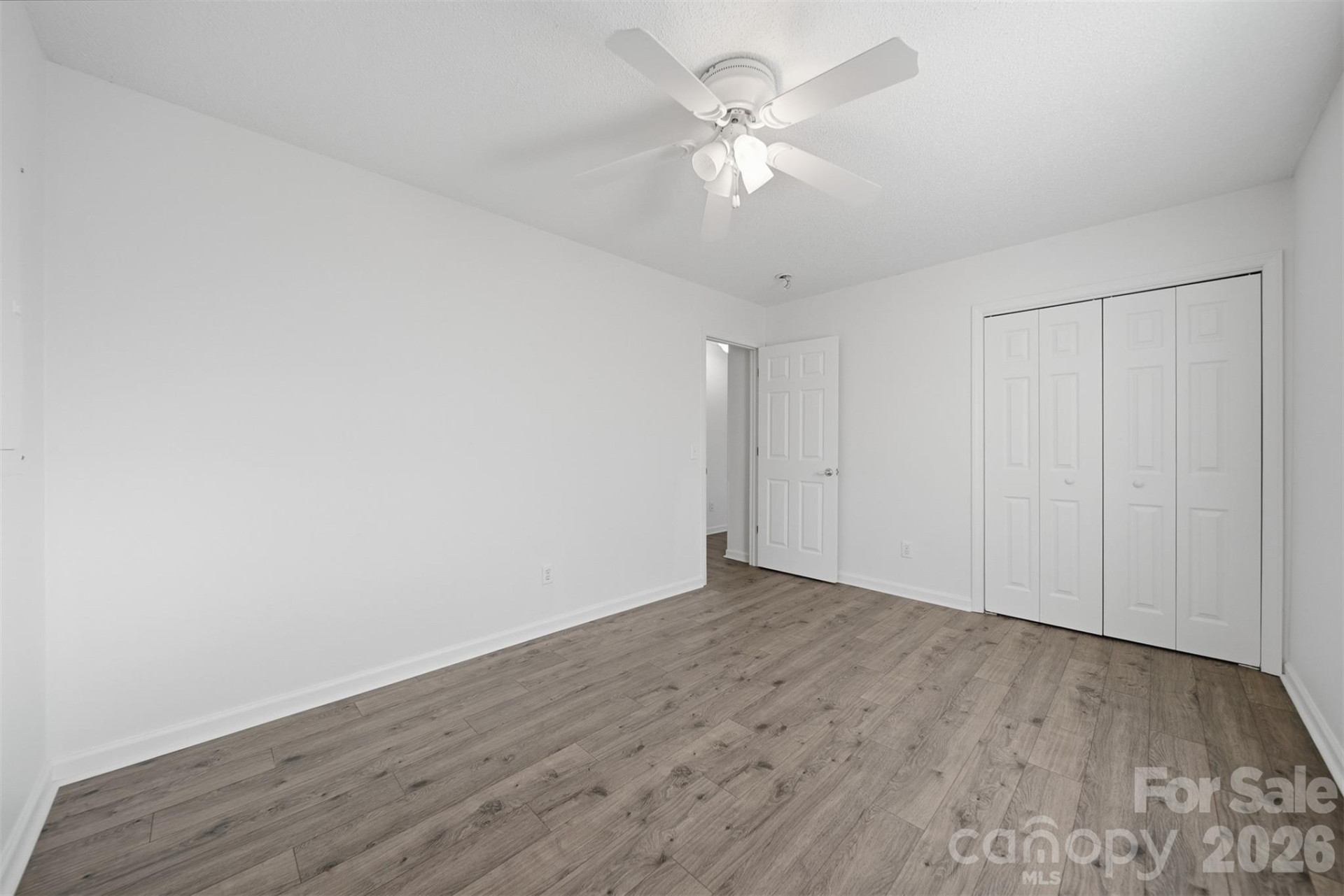 828 Cline Avenue - Photo 15