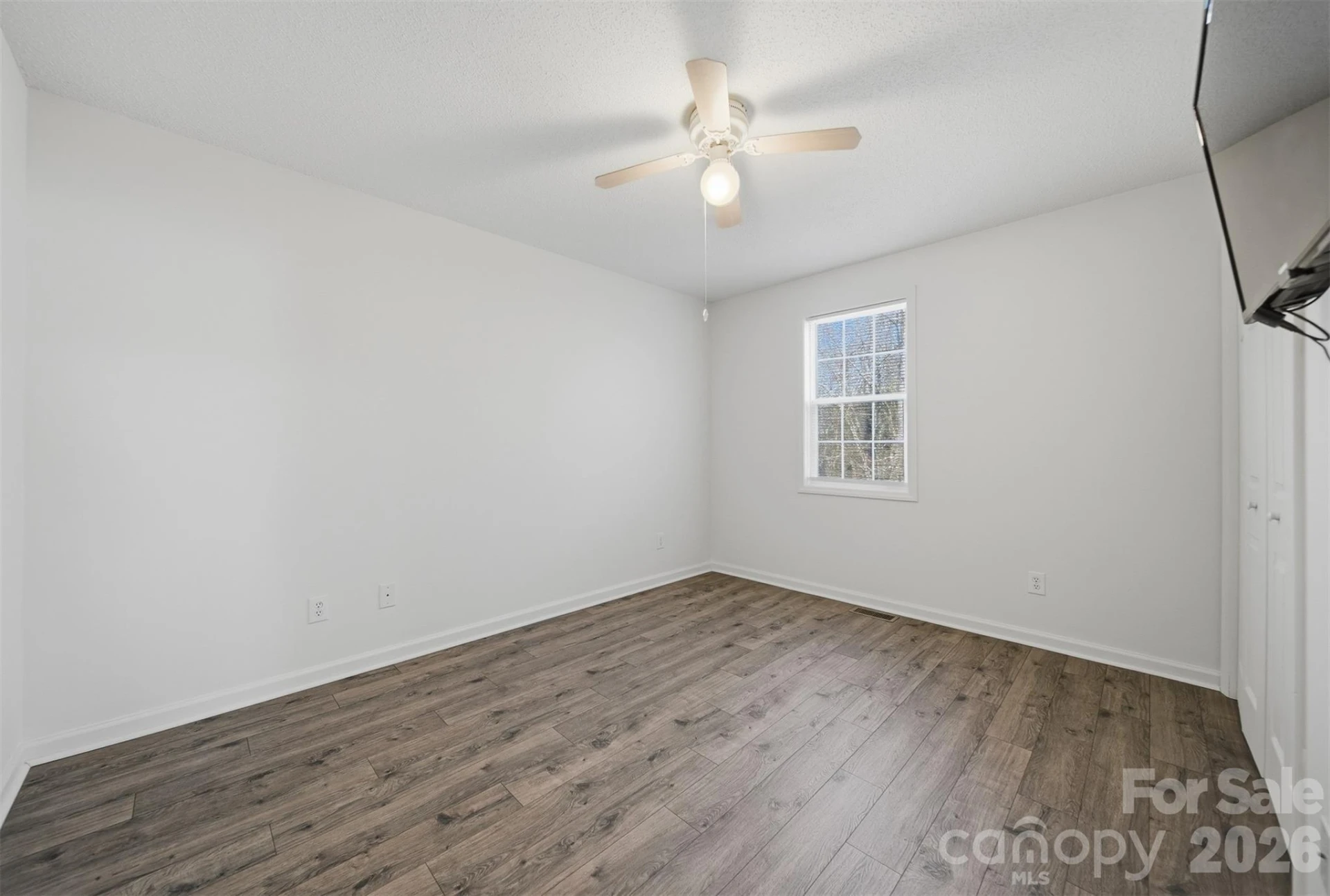 828 Cline Avenue - Photo 16