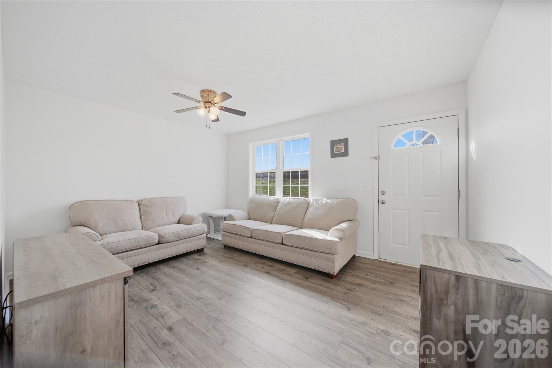 828 Cline Avenue - Photo 3