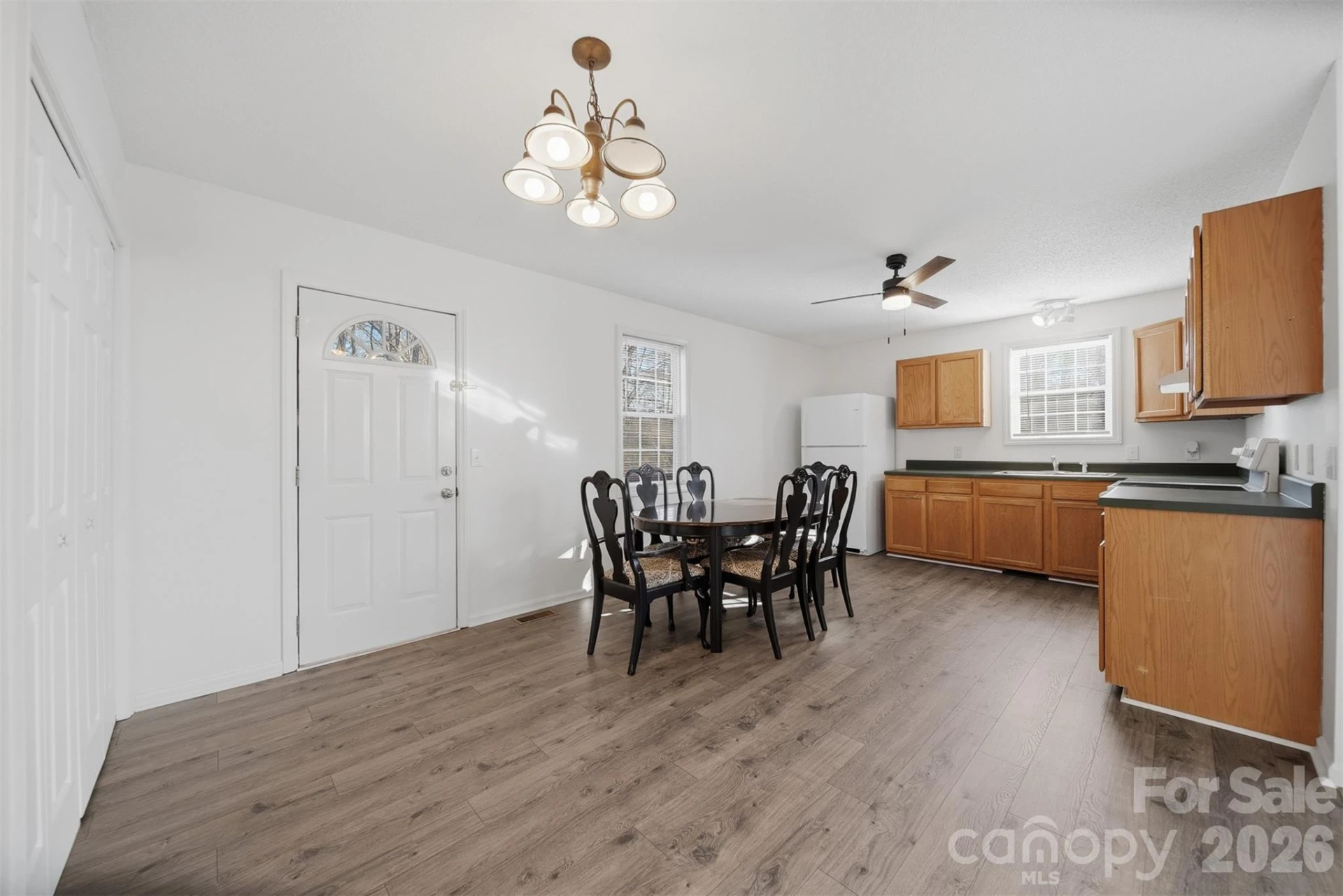 828 Cline Avenue - Photo 6