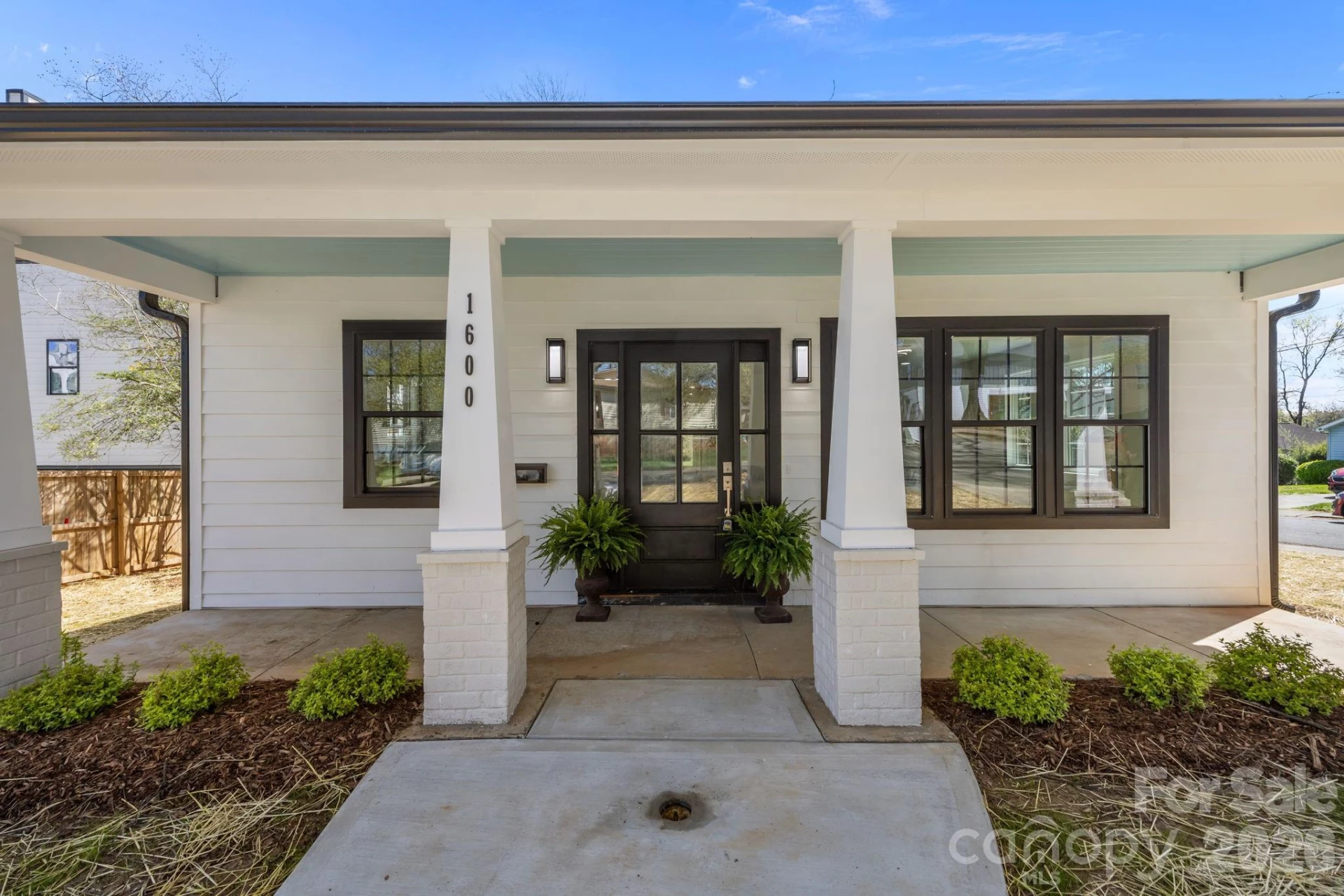1600 Julia Maulden Place - Photo 2