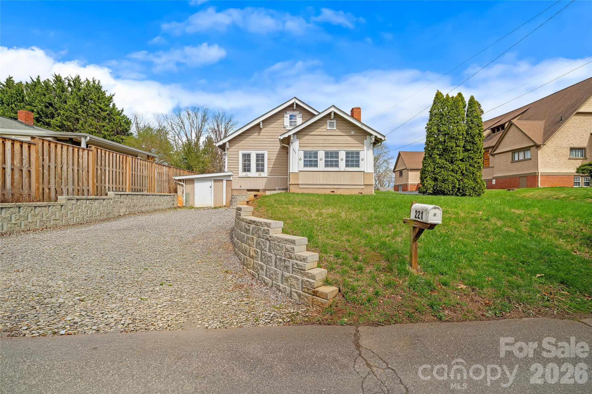 221 Summit Street - Photo 26