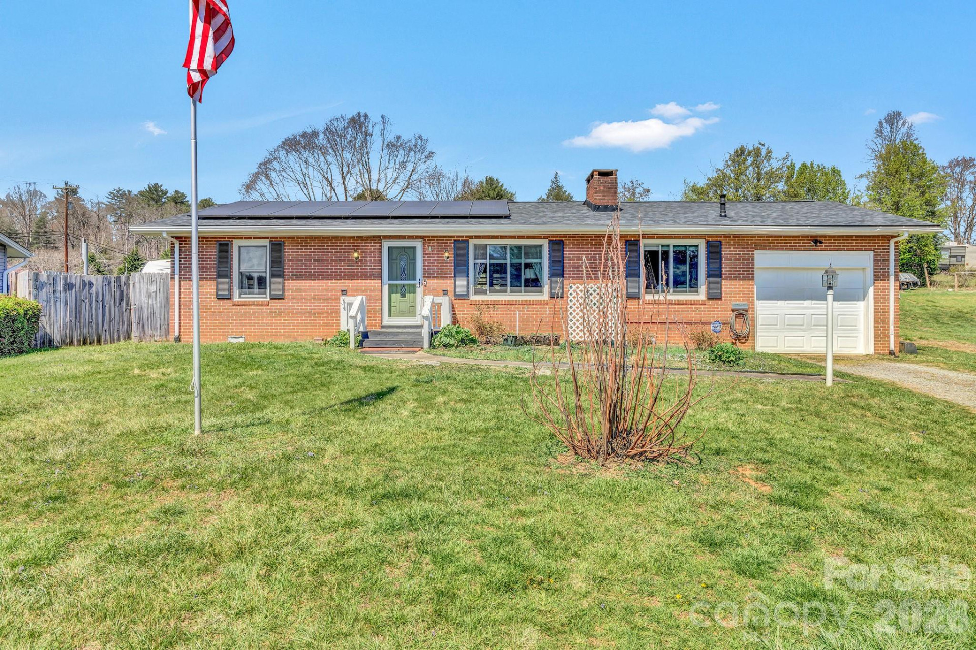 1195 Hendersonville Highway - Photo 3