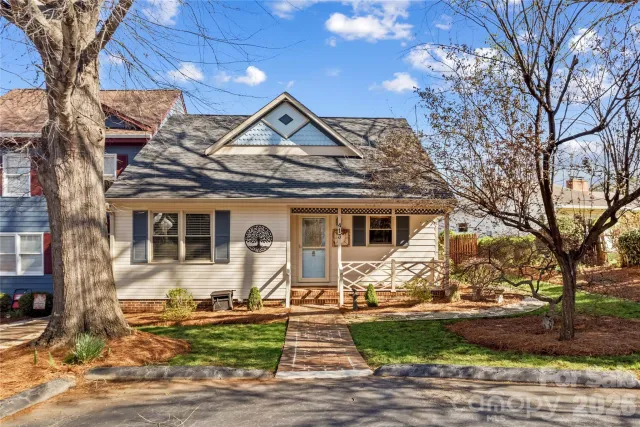 413 Windsor Lane