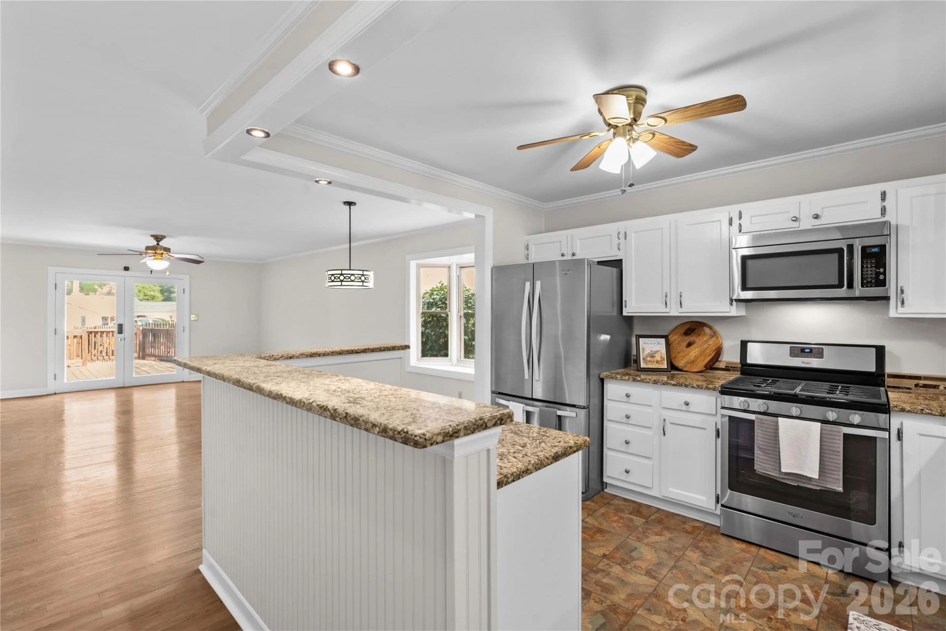 413 Windsor Lane - Photo 13