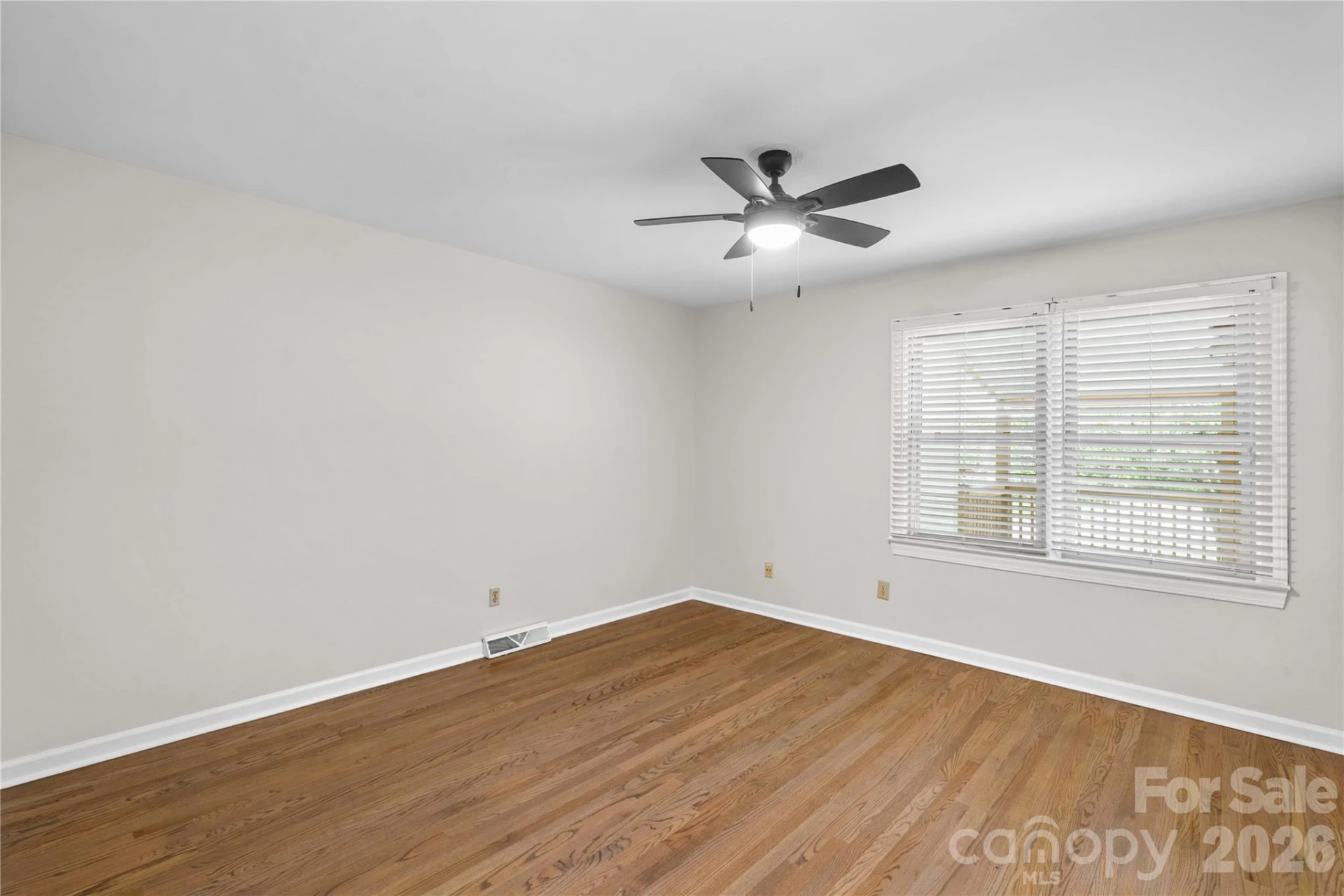 413 Windsor Lane - Photo 18