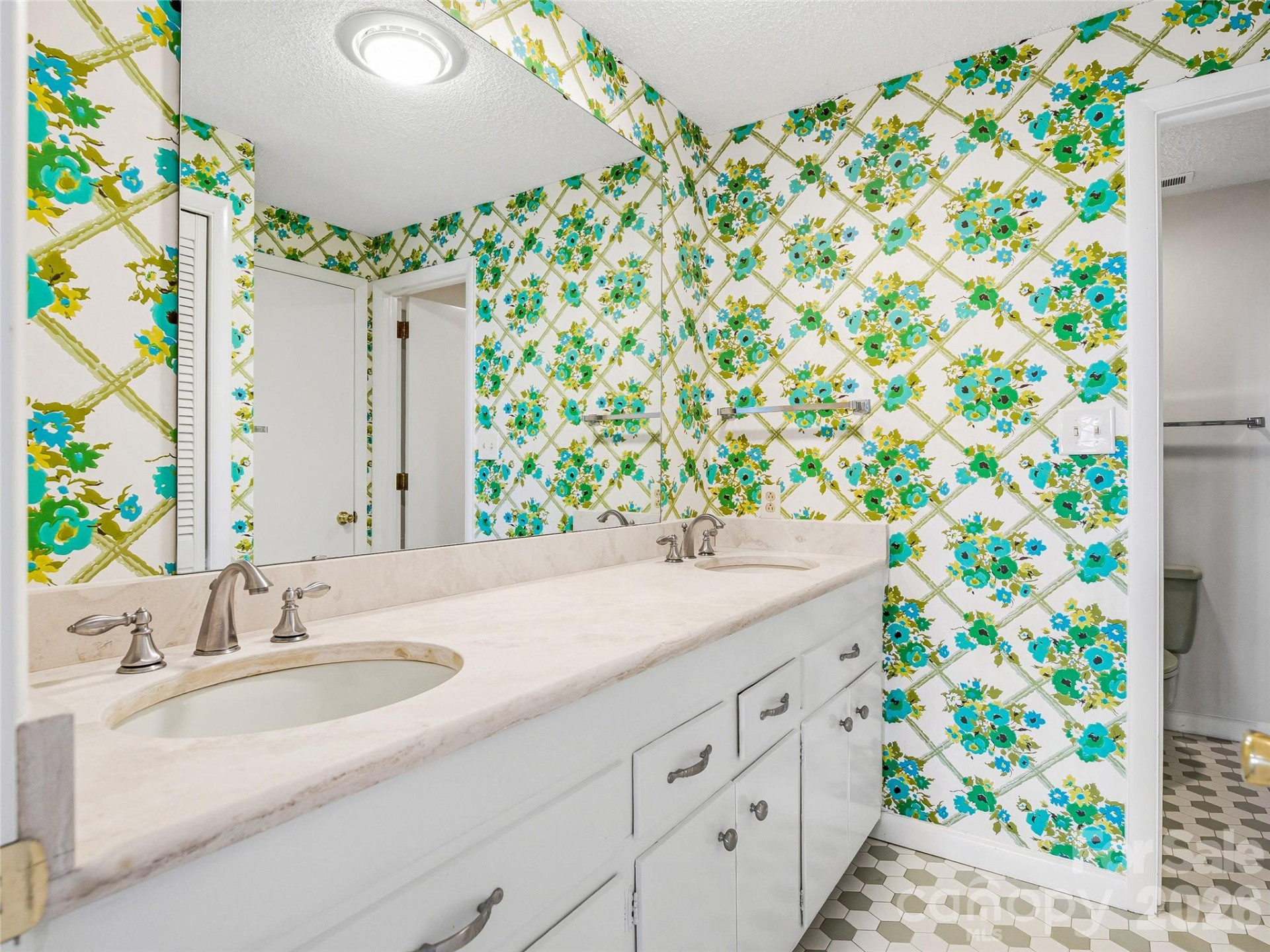 61 Brookwood Road - Photo 33