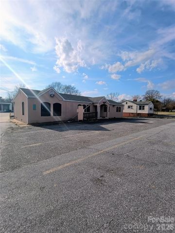 632,644,652 Broadway Street, Forest City, NC, 28043