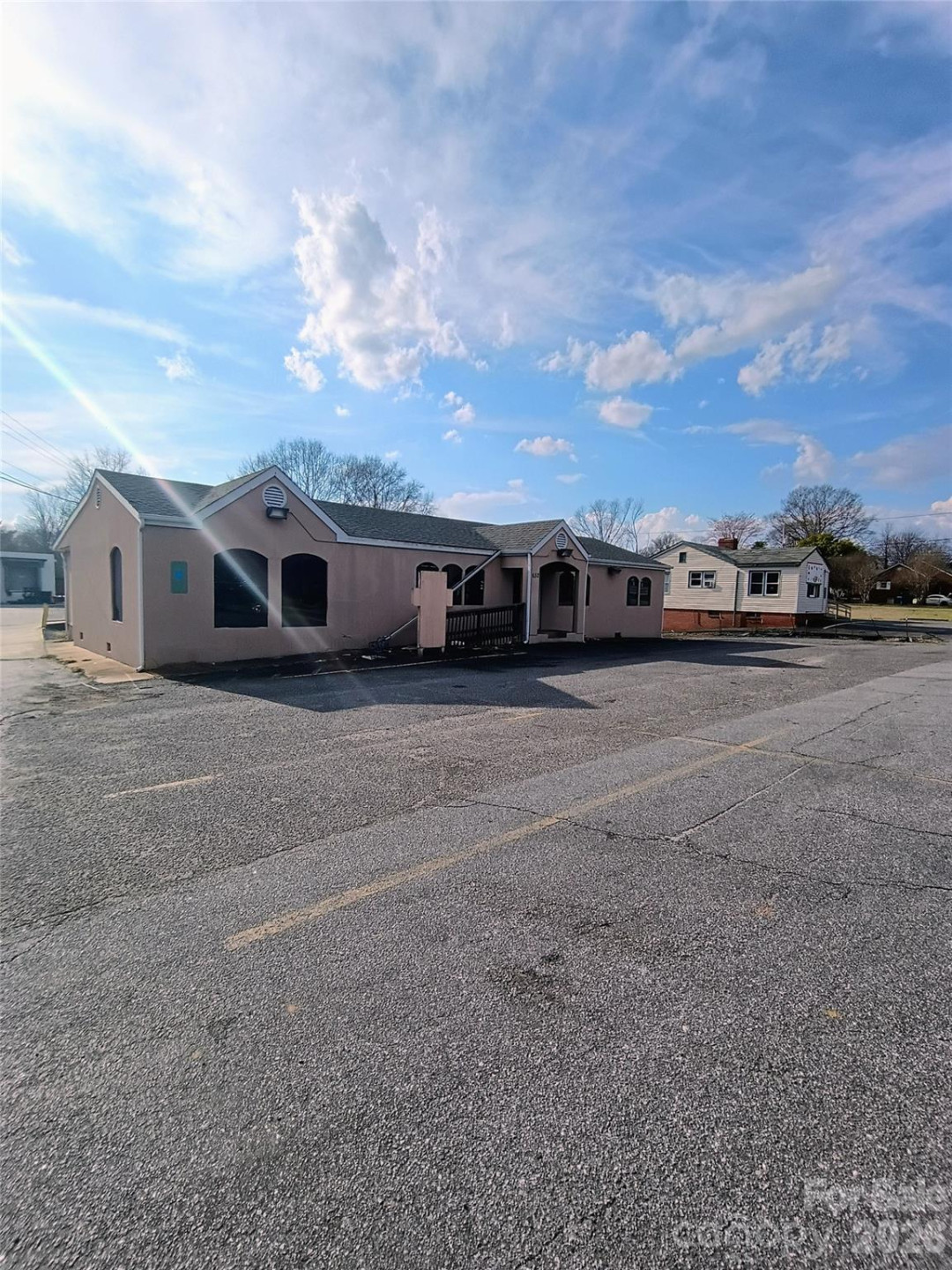 632,644,652 Broadway Street - Photo 2