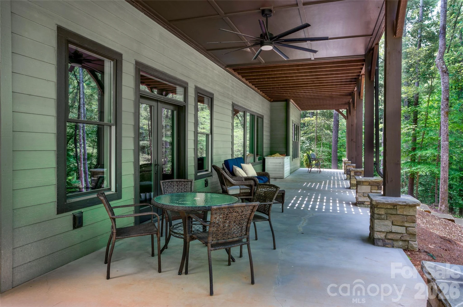 1003 Glory Drive - Photo 18