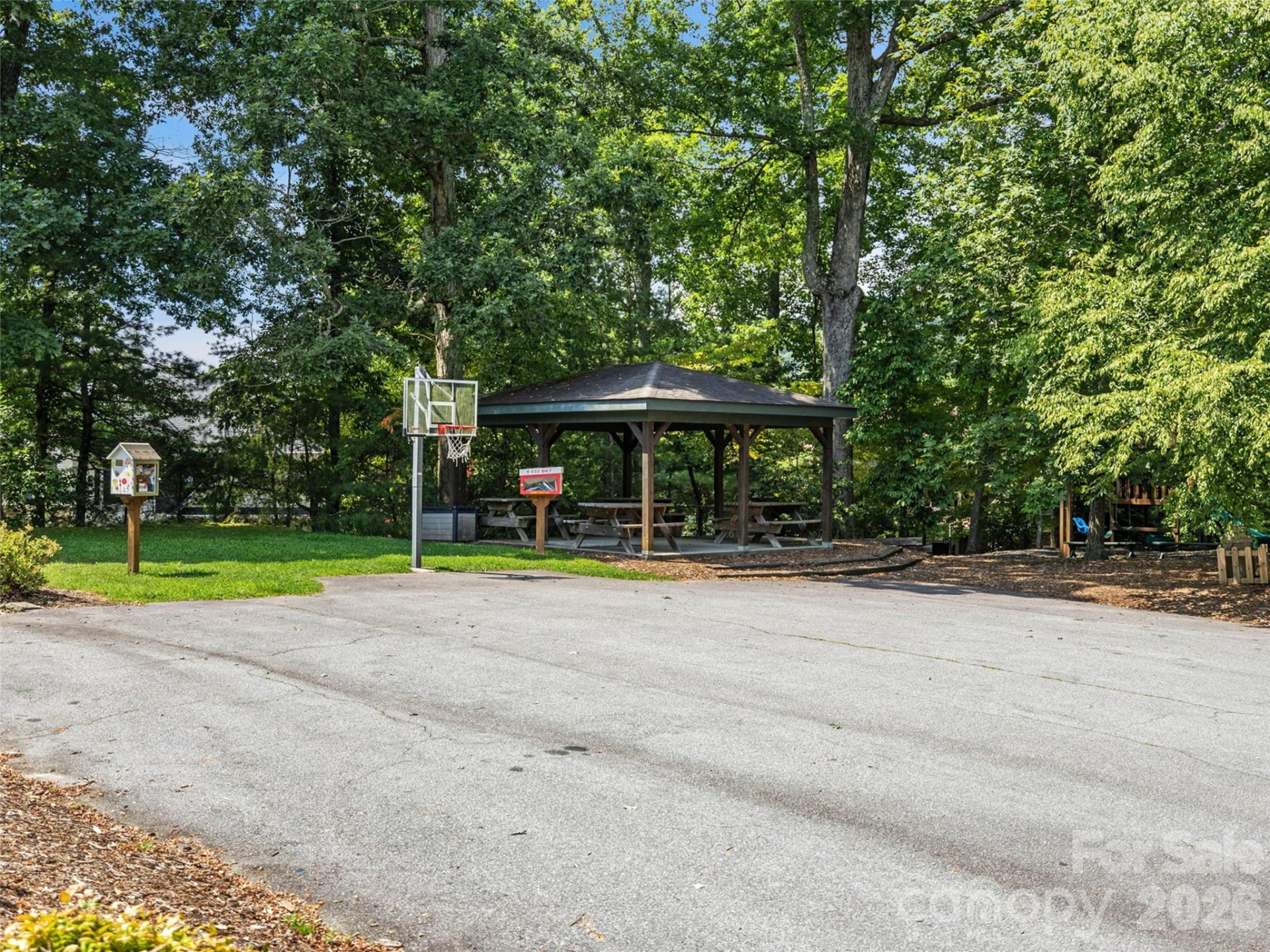 21 Sugar Maple Drive - Photo 45