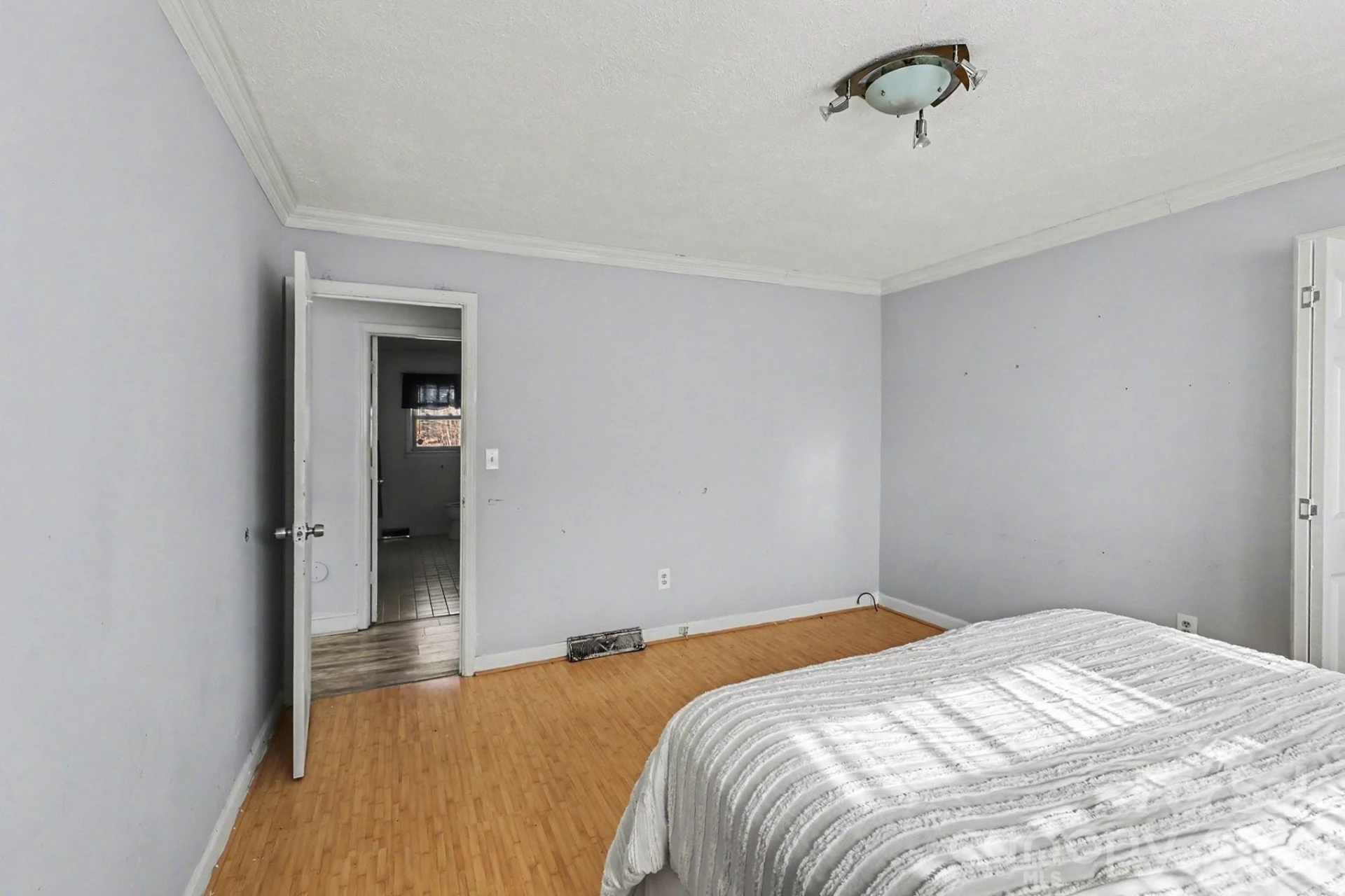 213 Lakeview Drive - Photo 17