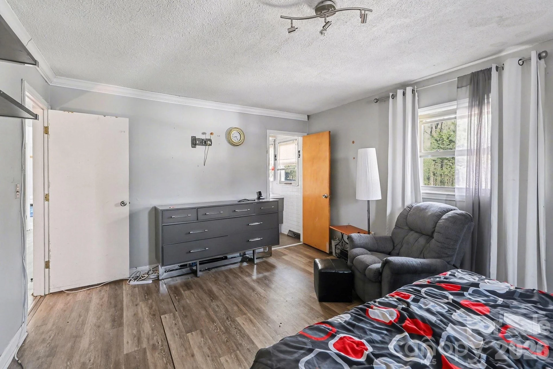 213 Lakeview Drive - Photo 22