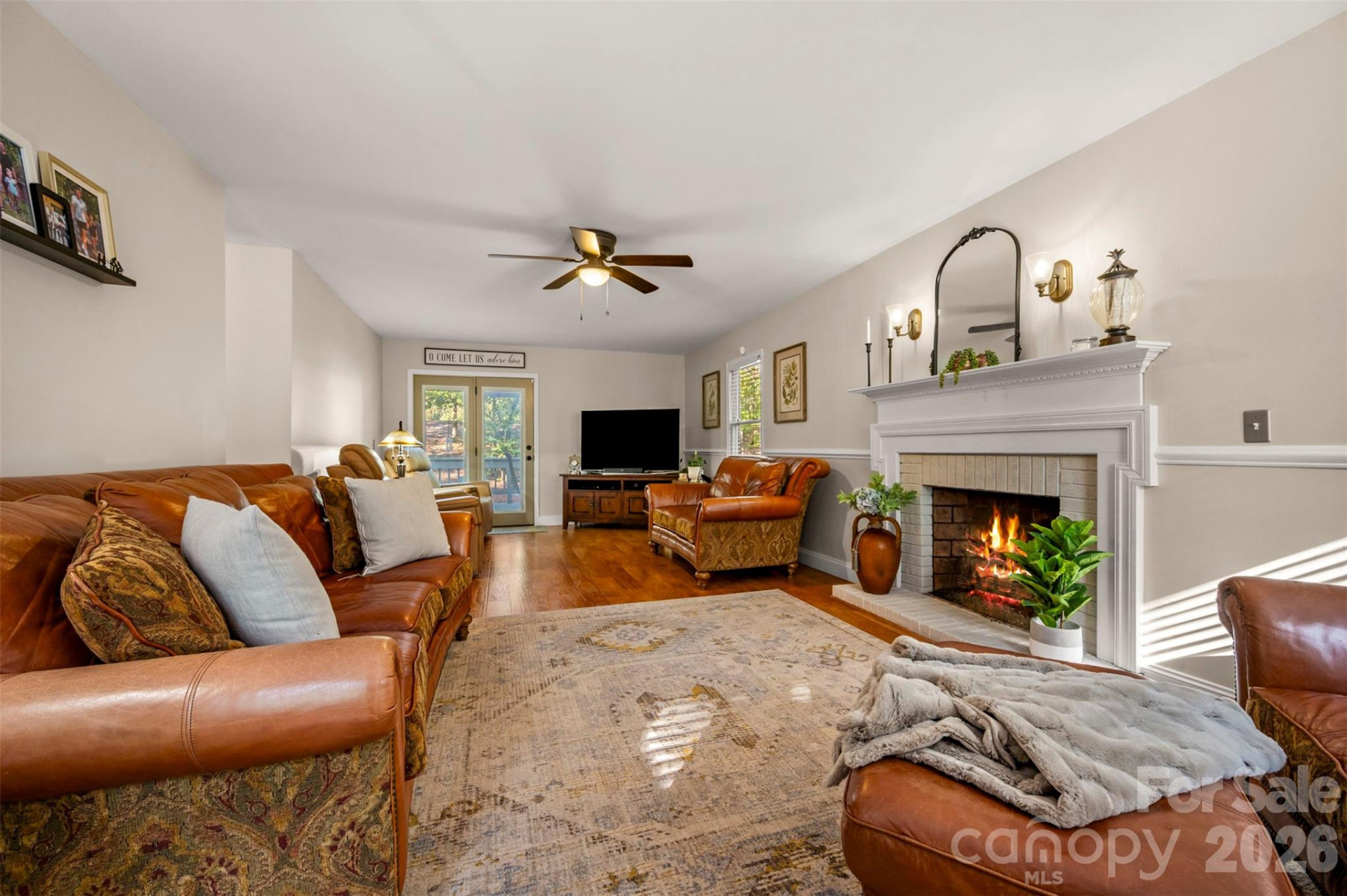 379 Moss Drive - Photo 8