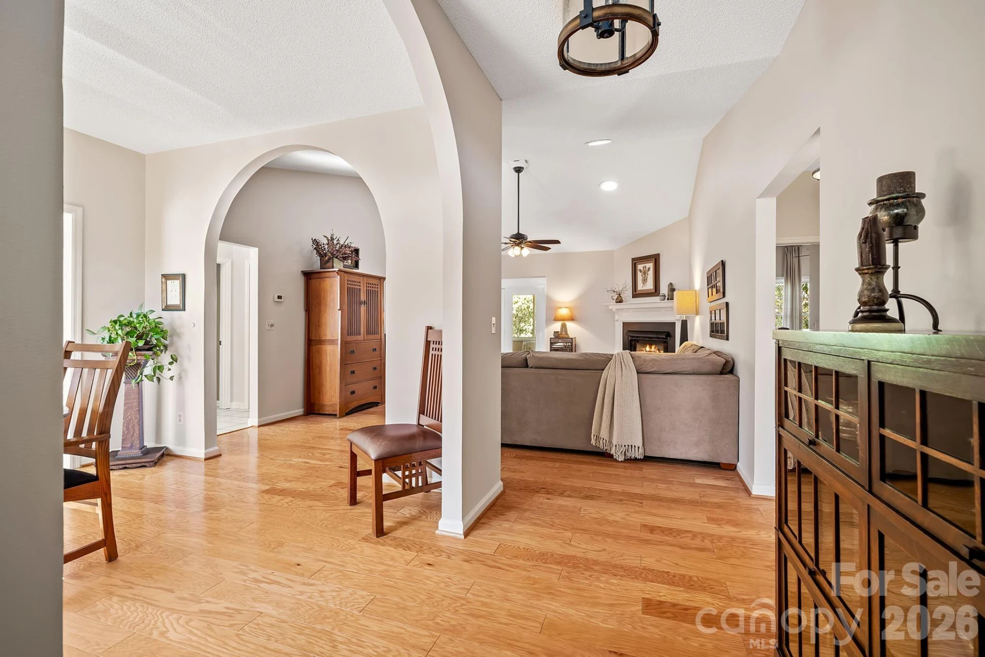 306 Croydon Drive - Photo 4
