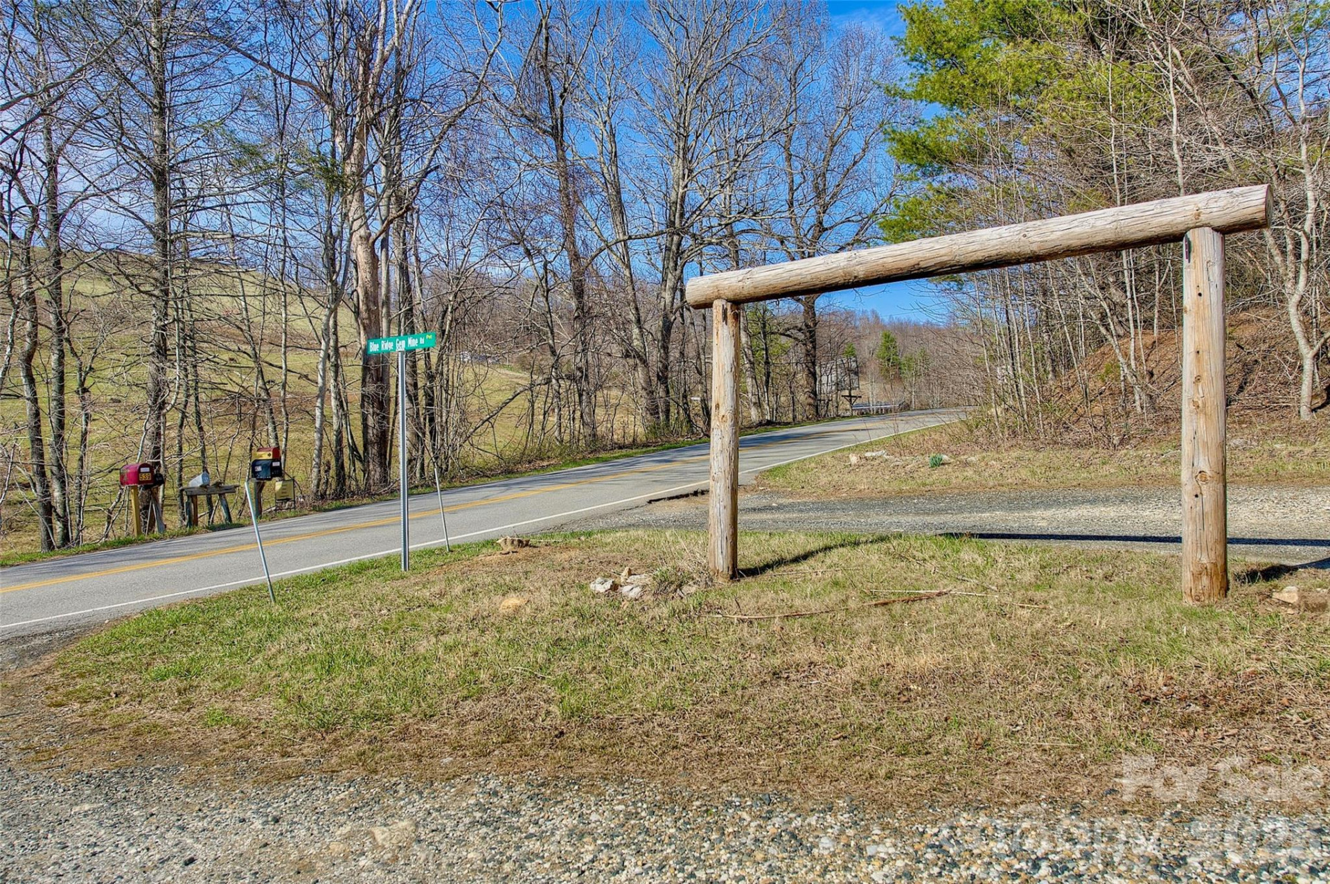 65 Blue Ridge Gem Stone Road - Photo 2