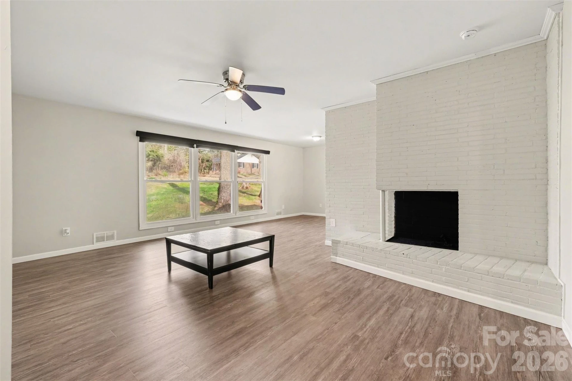1548 Westbrook Circle - Photo 2