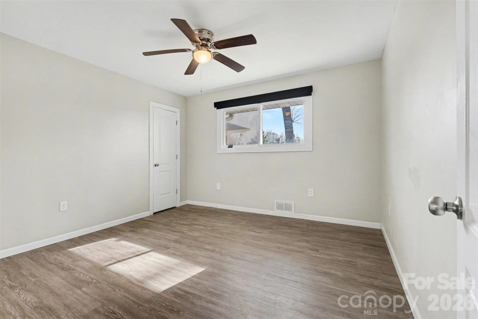 1548 Westbrook Circle - Photo 18