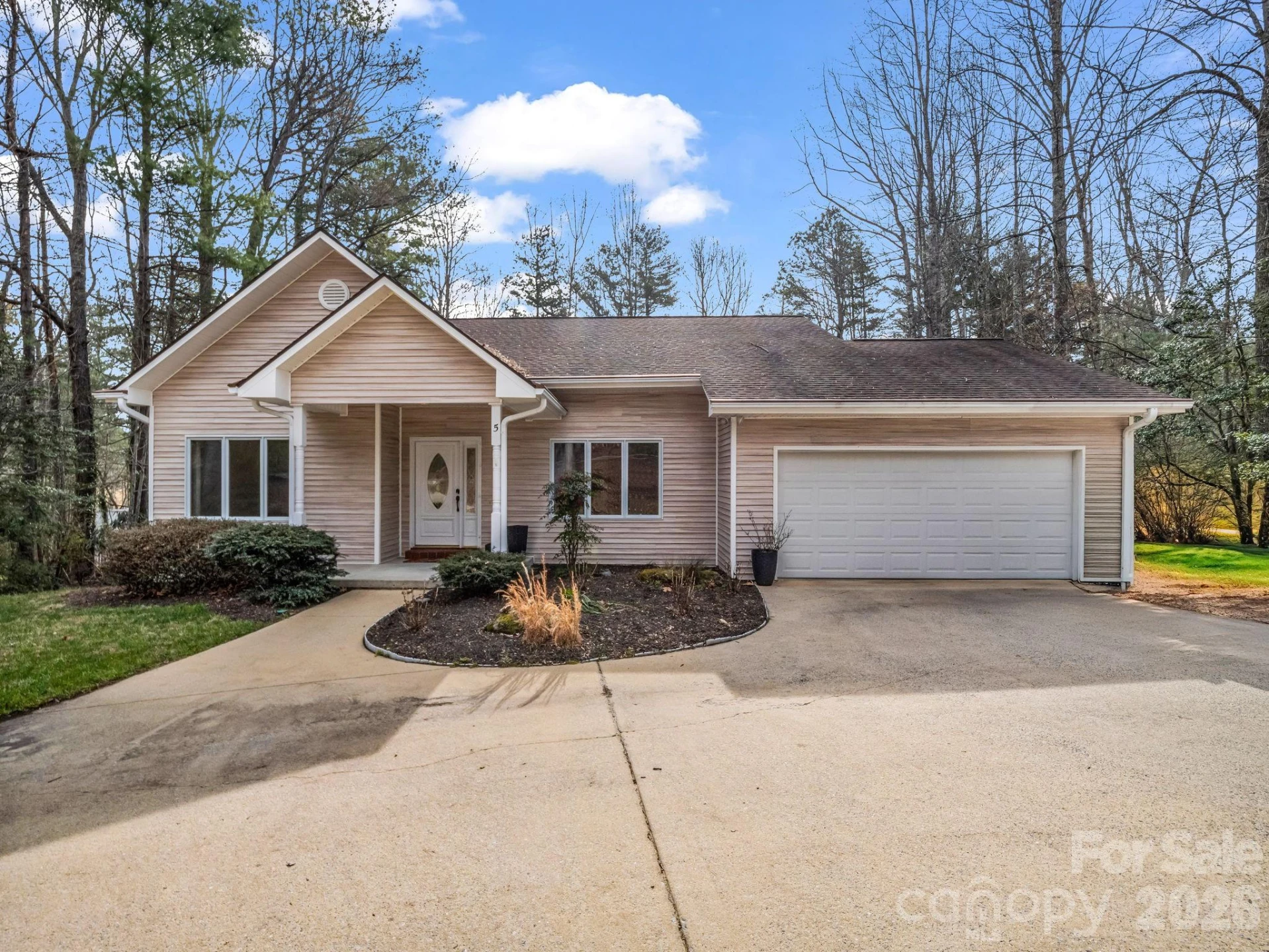 5 Hearthstone Lane - Photo 2